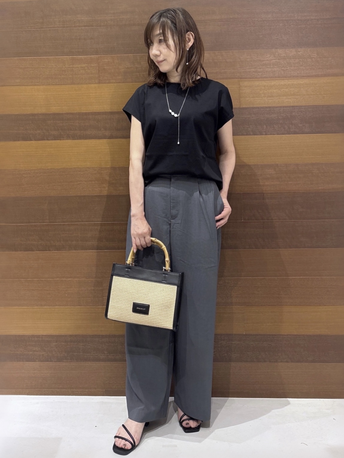 juunさんの「OPAQUE.CLIP｜フレンチスリーブカットソー【洗濯機OK】」を使ったコーディネート