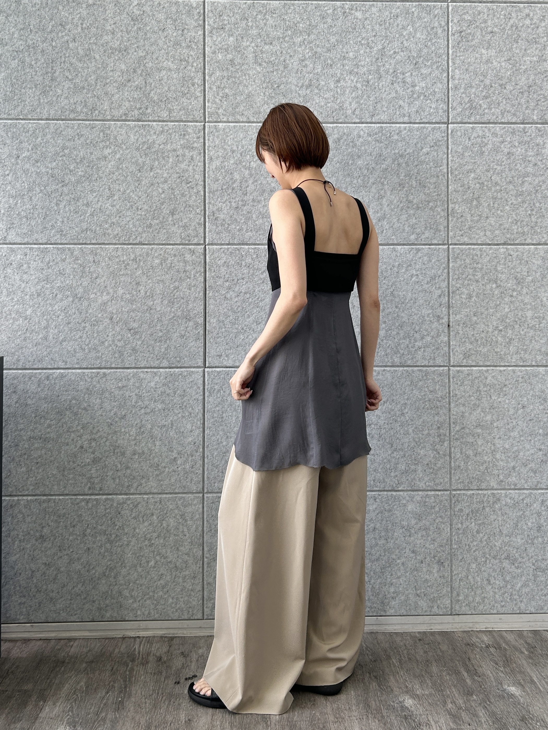harunaさんの「CODE A｜zip wide pants」を使ったコーディネート