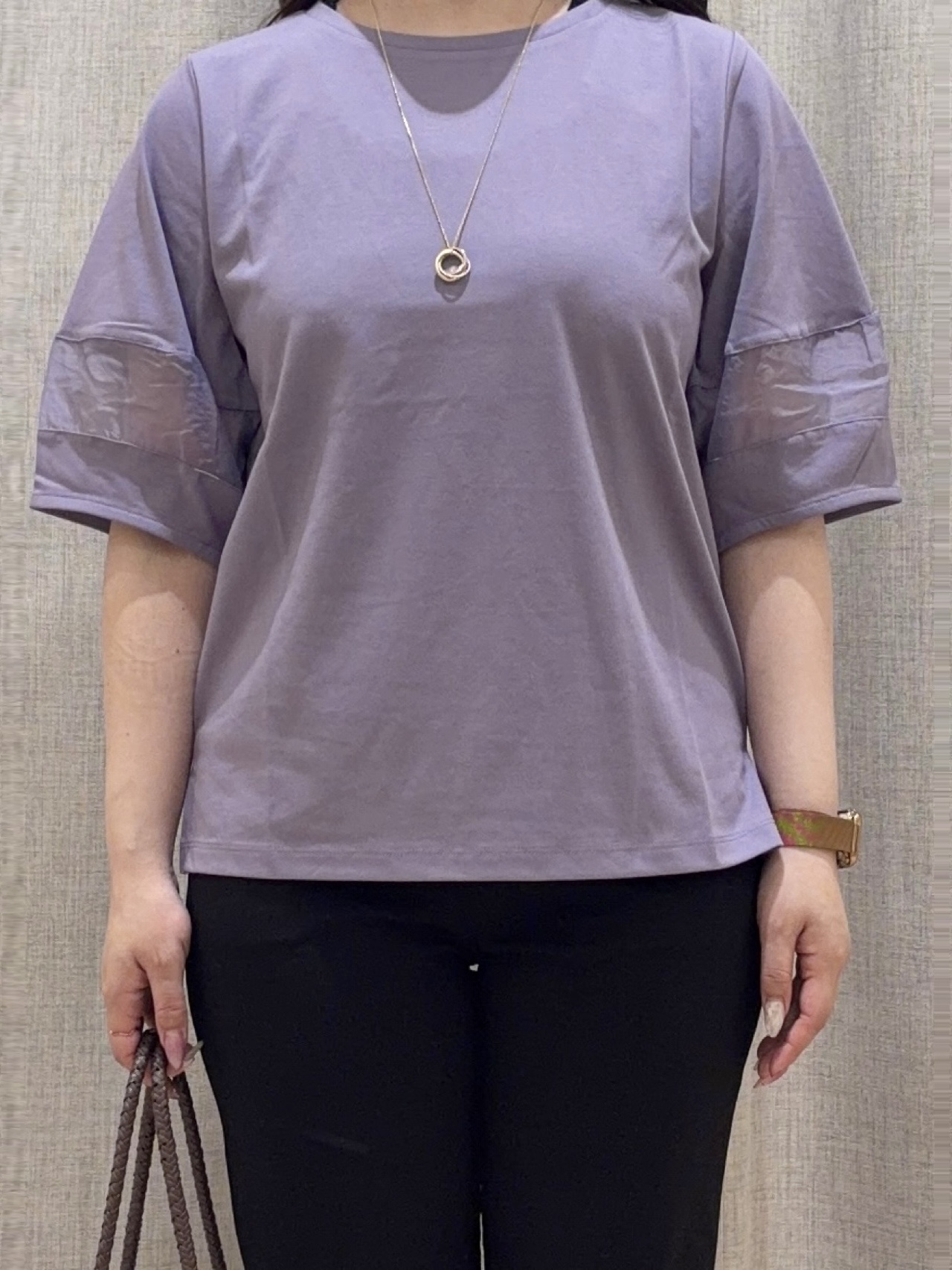 minamiさんの「grove｜【吸水速乾・UVカット・接触冷感】シアードッキングランタンスリーブTシャツ」を使ったコーディネート