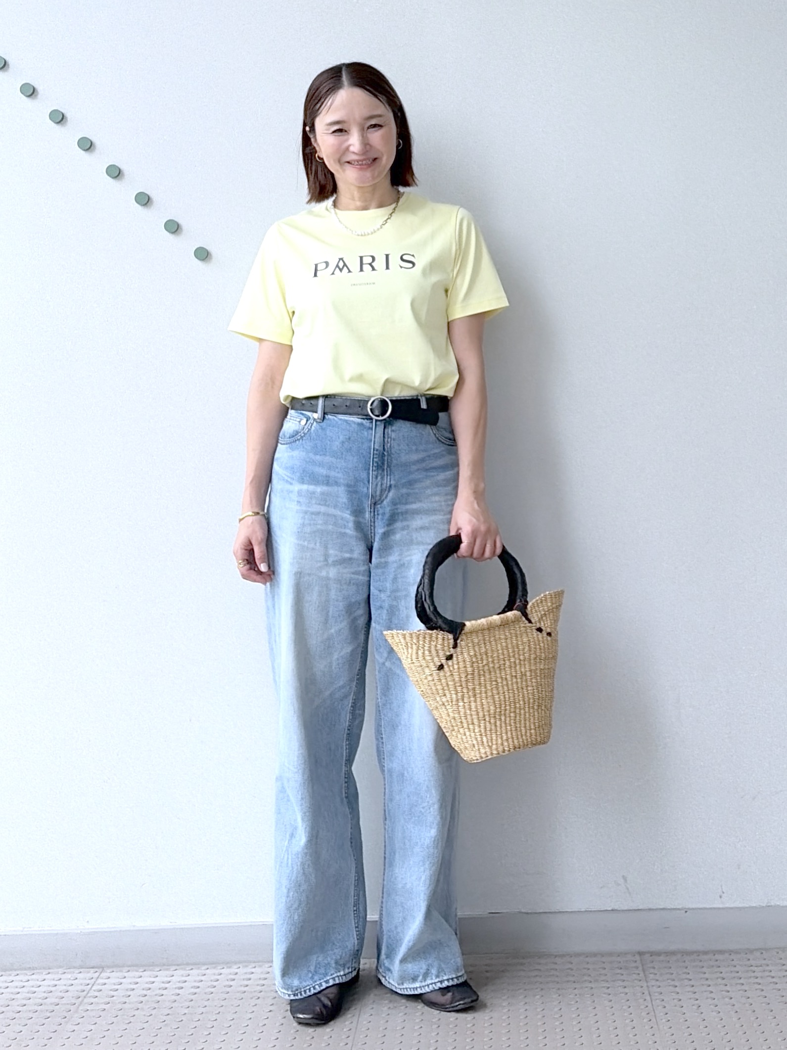 yoshikadoさんの「DRESSTERIOR｜【接触冷感／抗菌防臭／消臭】アイスクリアコットン PARIS Tシャツ」を使ったコーディネート