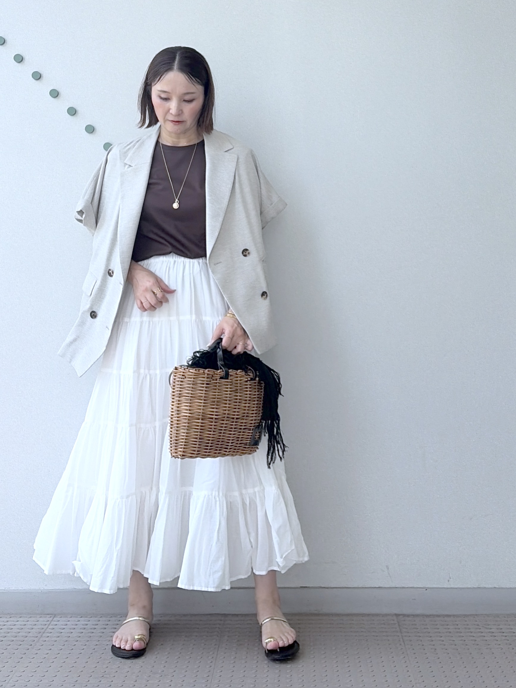 yoshikadoさんの「DRESSTERIOR｜【再入荷】コットンボイルティアードスカート」を使ったコーディネート