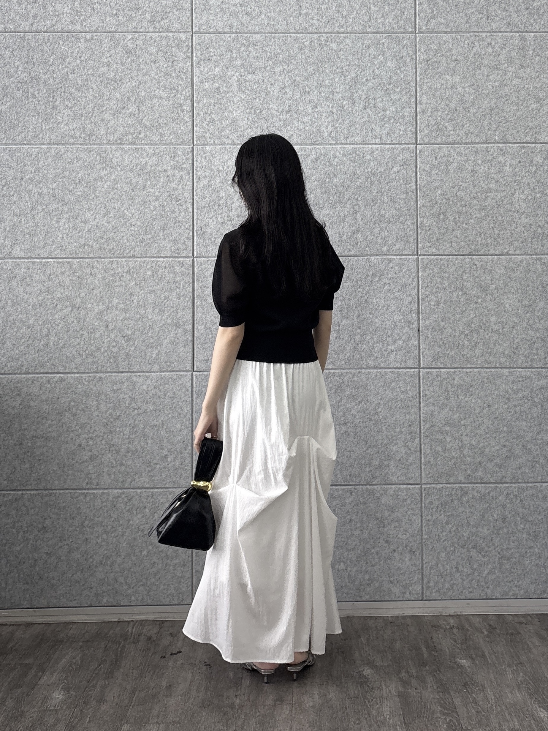 rinaさんの「INDIVI｜フォルムスリーブポロニット」を使ったコーディネート