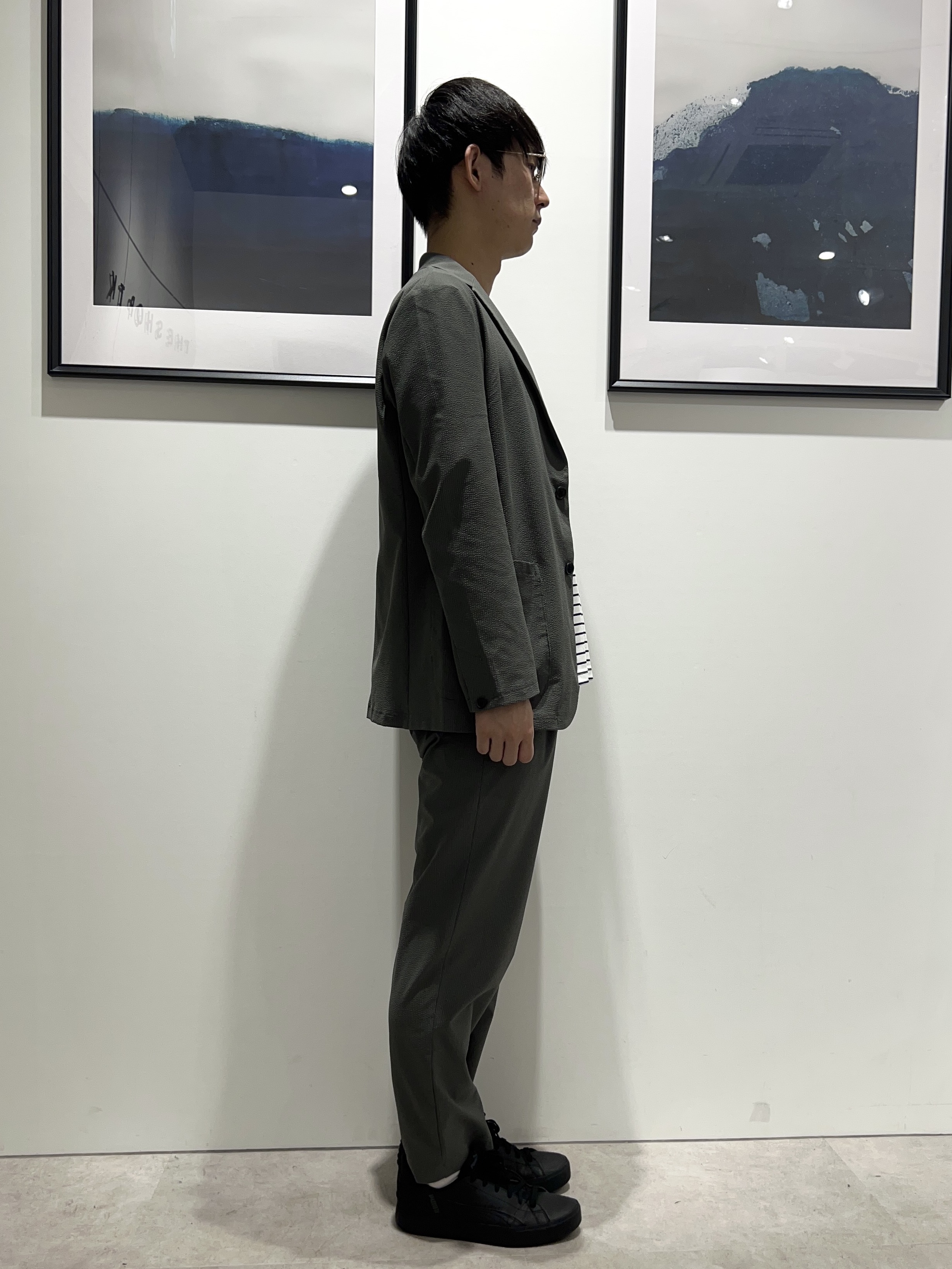 。さんの「THE SHOP TK｜マイクロ シアサッカー ジャケット 洗濯機OK／セットアップ可」を使ったコーディネート