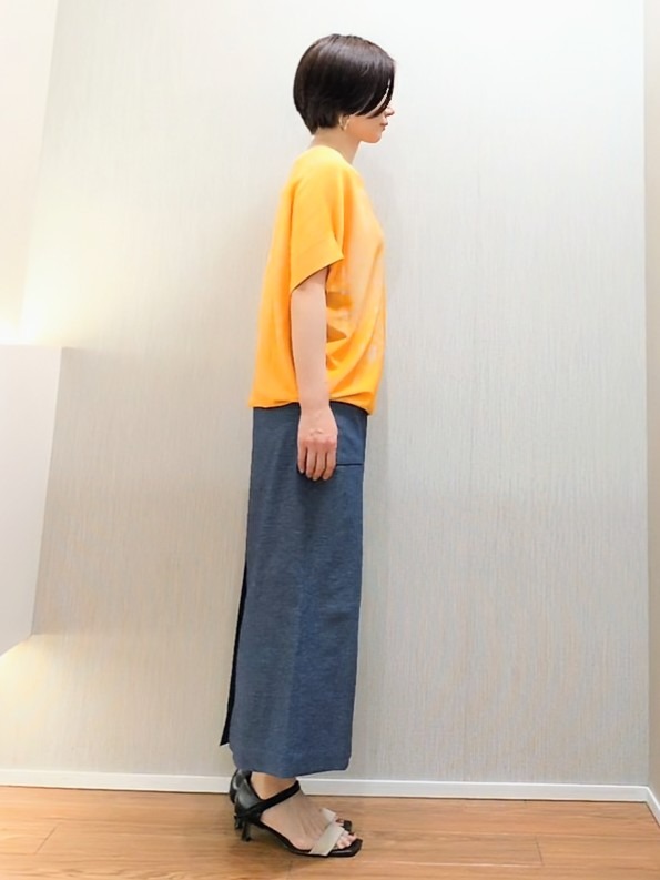 ミズタさんの「UNTITLED｜【11色展開/体型カバー】前後2WAYフレンチスリーブニット」を使ったコーディネート