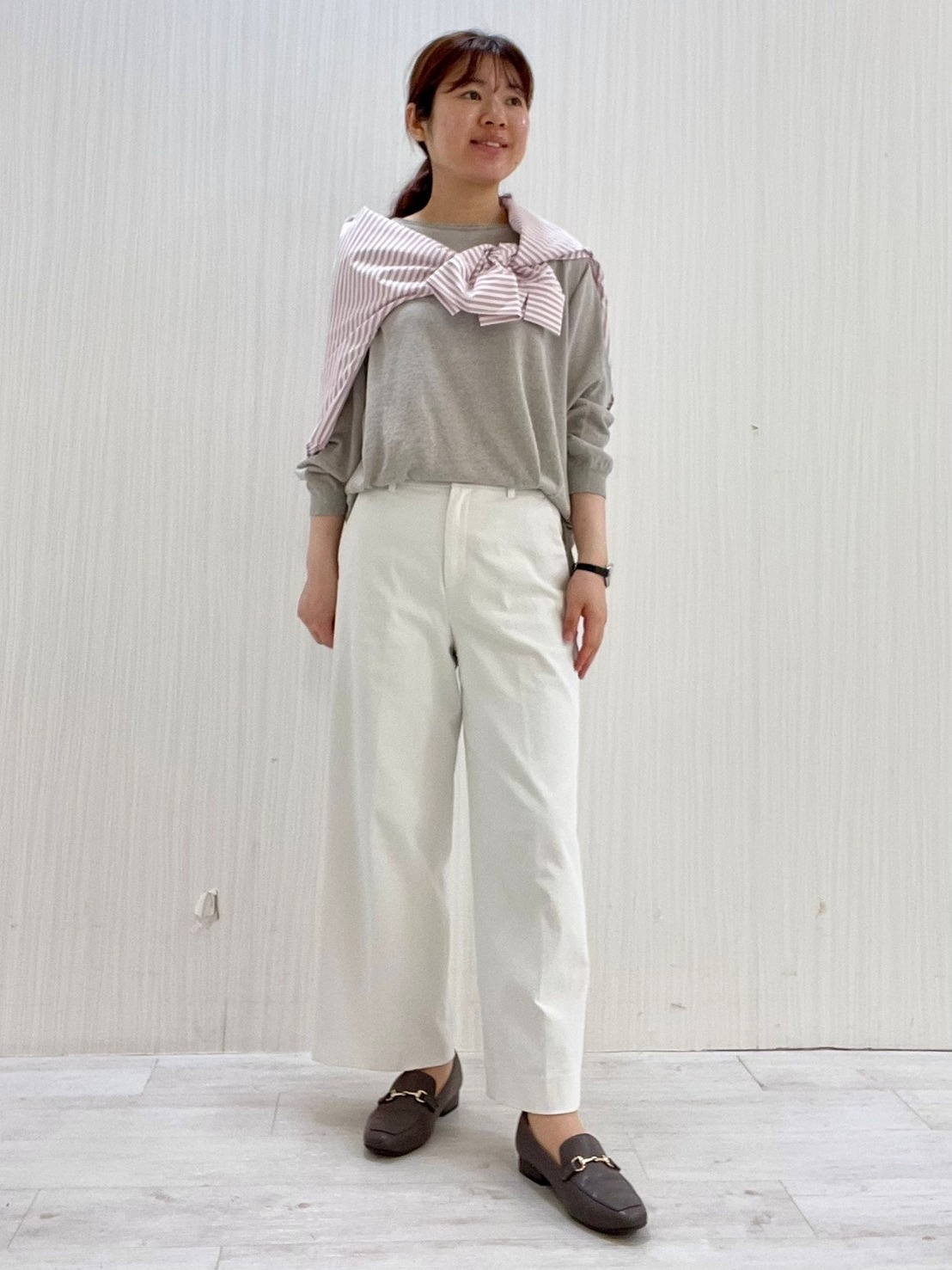 Mさんの「UNTITLED｜【ゆったり/リラクシー】リネンボートネックプルオーバー」を使ったコーディネート