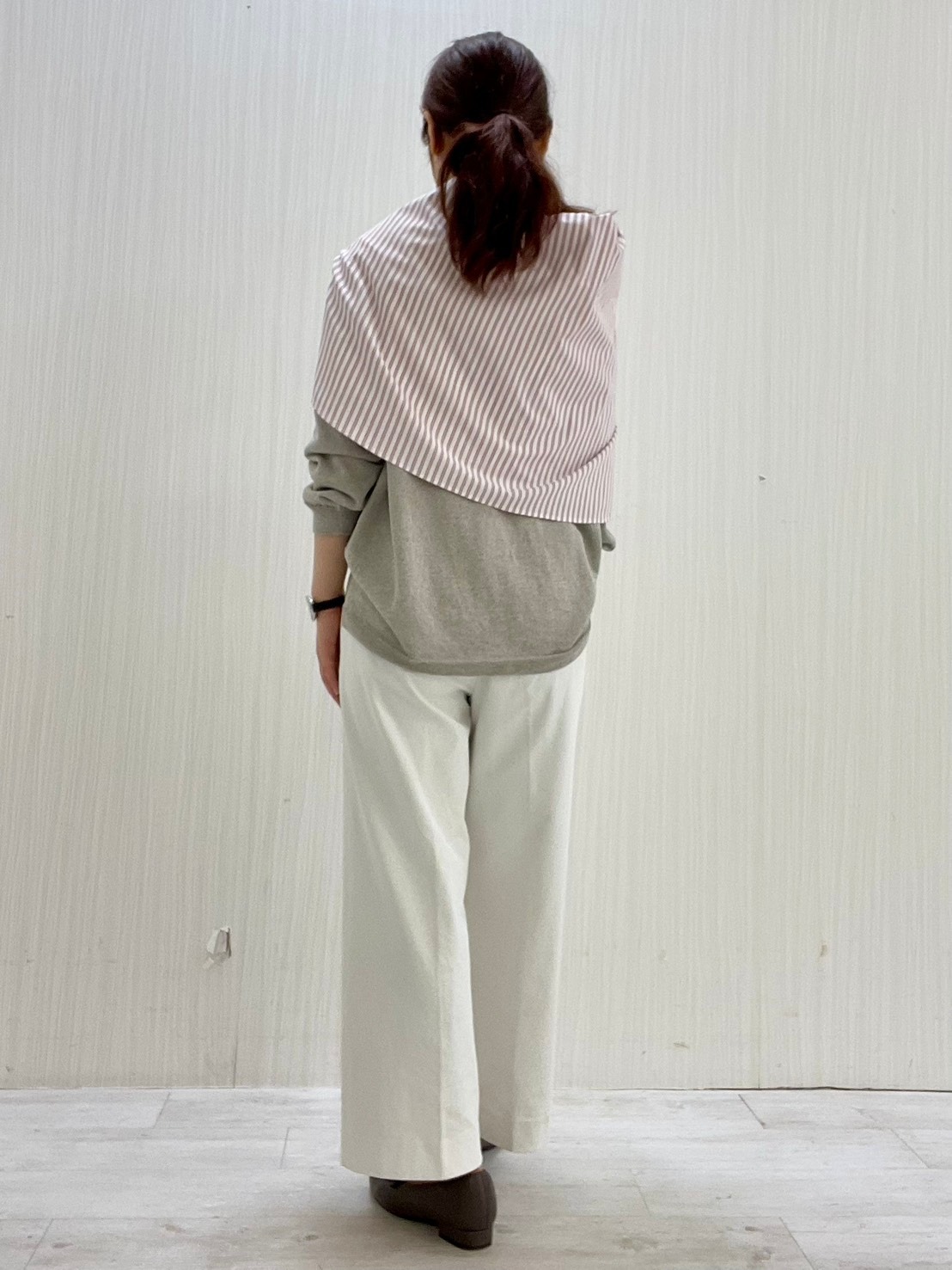 Mさんの「UNTITLED｜【ゆったり/リラクシー】リネンボートネックプルオーバー」を使ったコーディネート