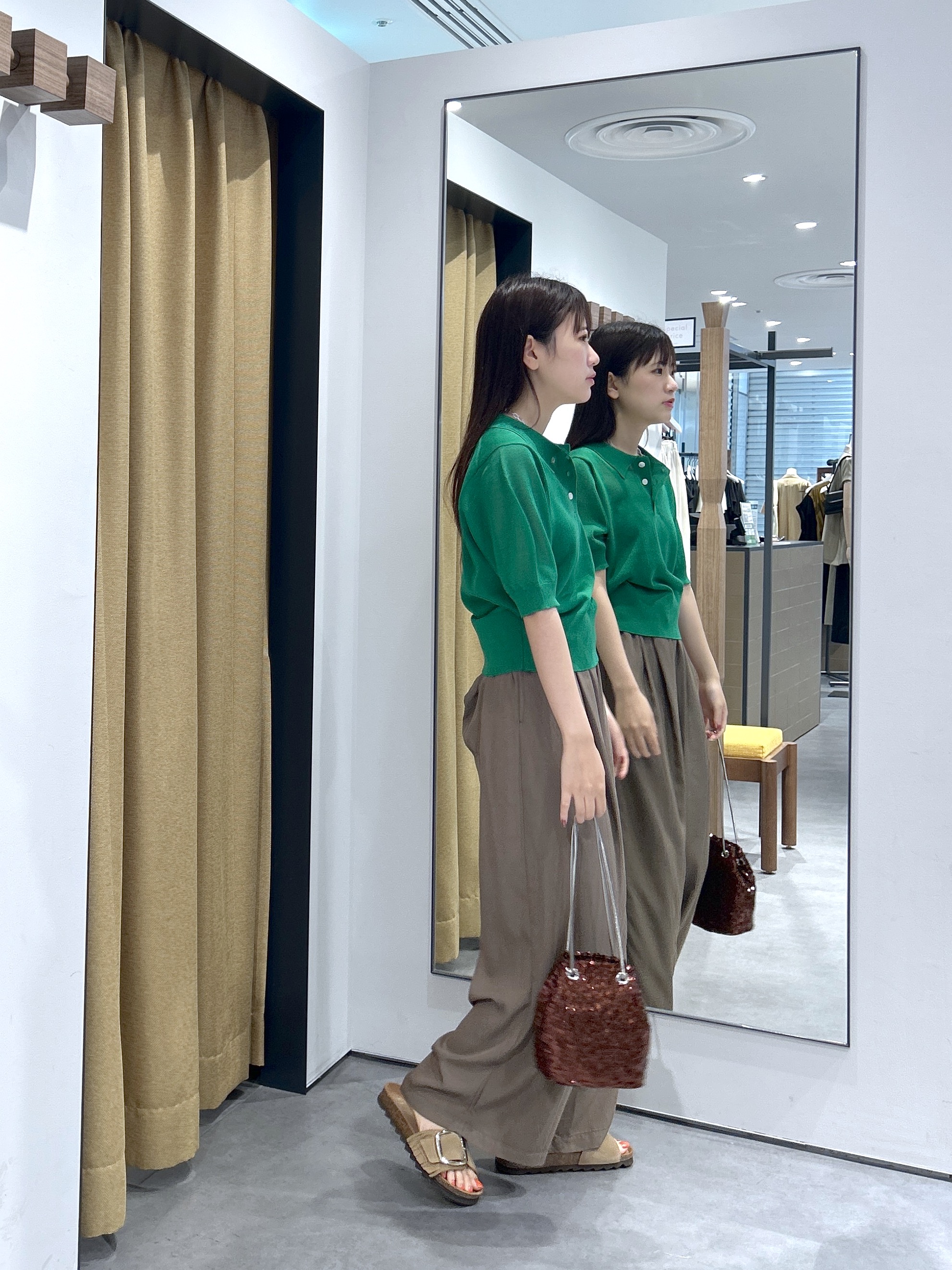 Renoさんの「INDIVI｜フォルムスリーブポロニット」を使ったコーディネート
