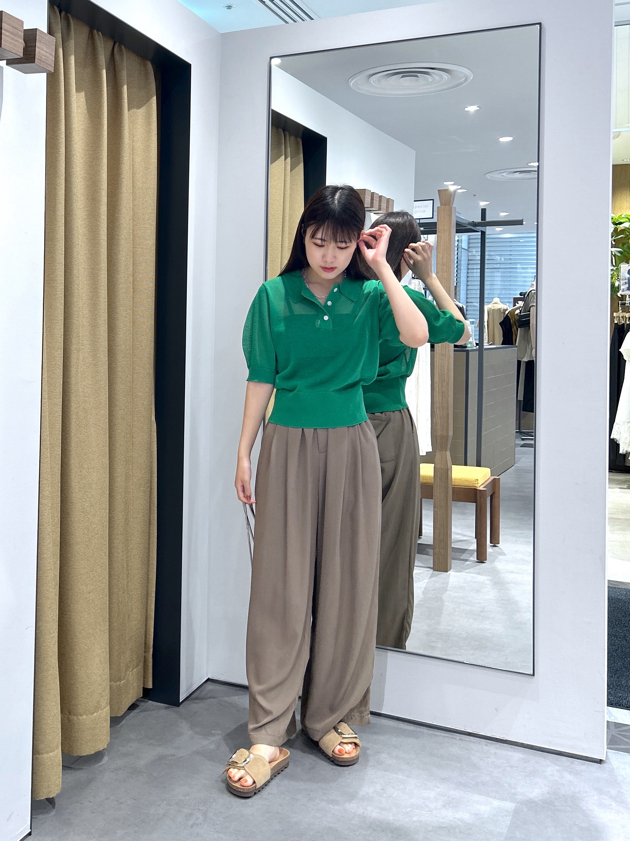 Renoさんの「INDIVI｜フォルムスリーブポロニット」を使ったコーディネート