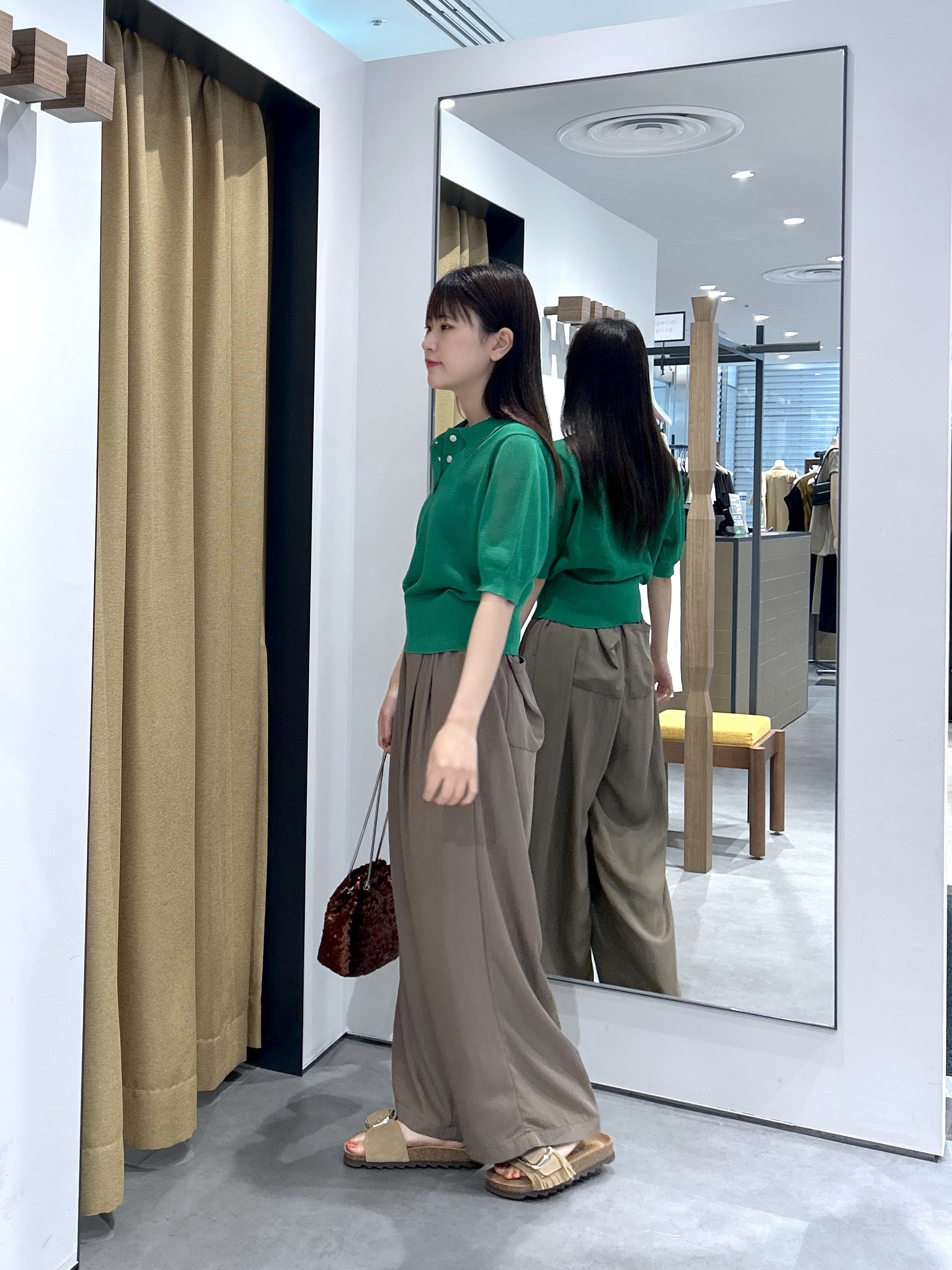 Renoさんの「INDIVI｜フォルムスリーブポロニット」を使ったコーディネート