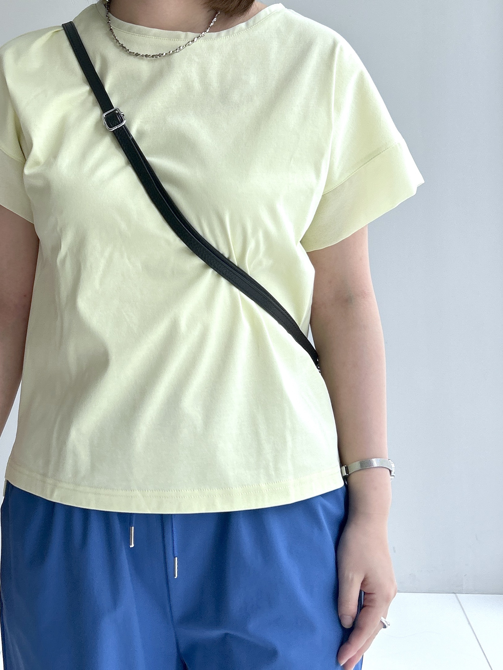 Hirokaさんの「Dessin｜【UVカット/接触冷感】美光沢カットソー」を使ったコーディネート