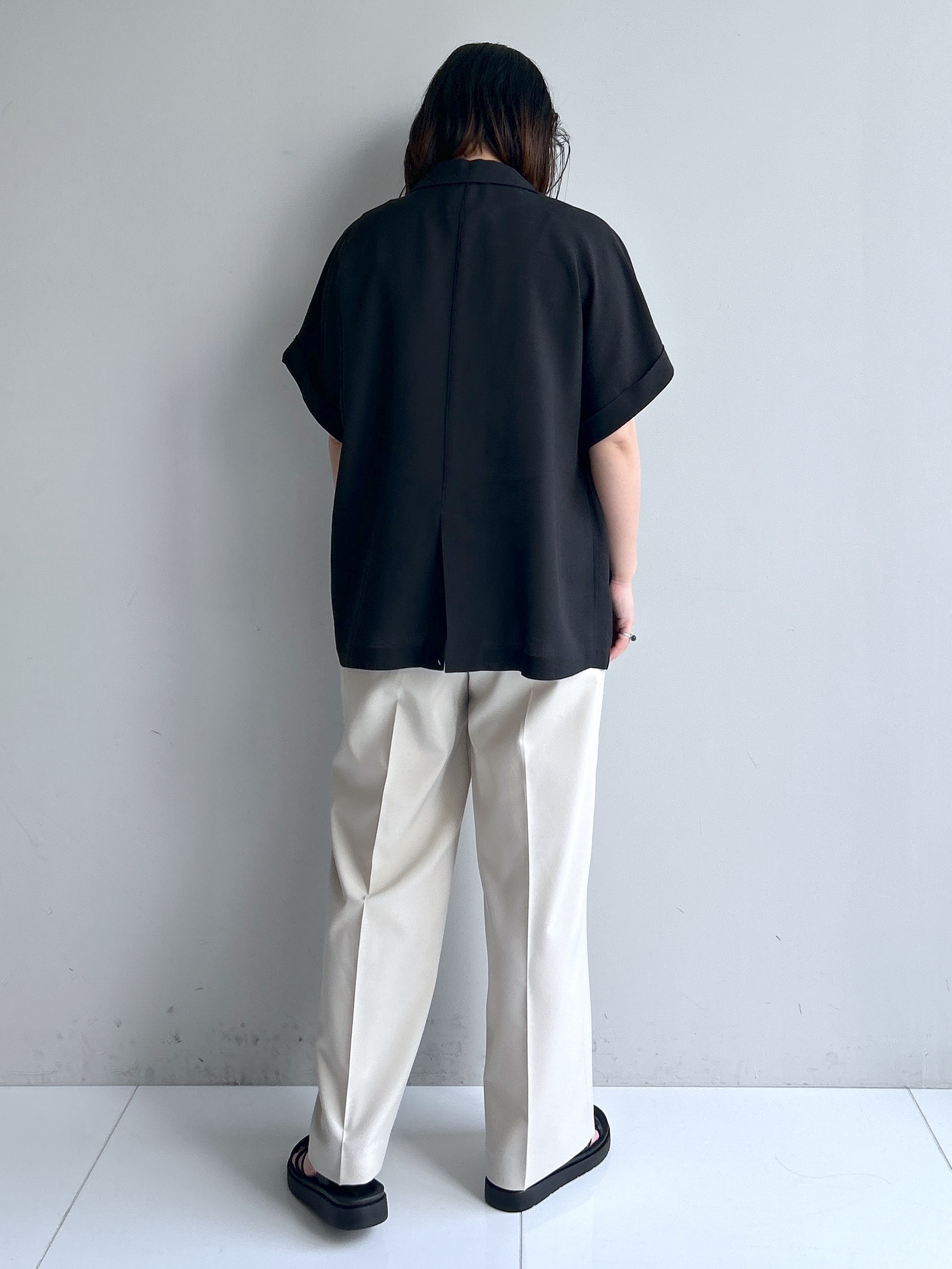 Hirokaさんの「grove｜【洗濯機OK・ひんやり/SETUP可】シワになりにくいハーフスリーブジャケット」を使ったコーディネート