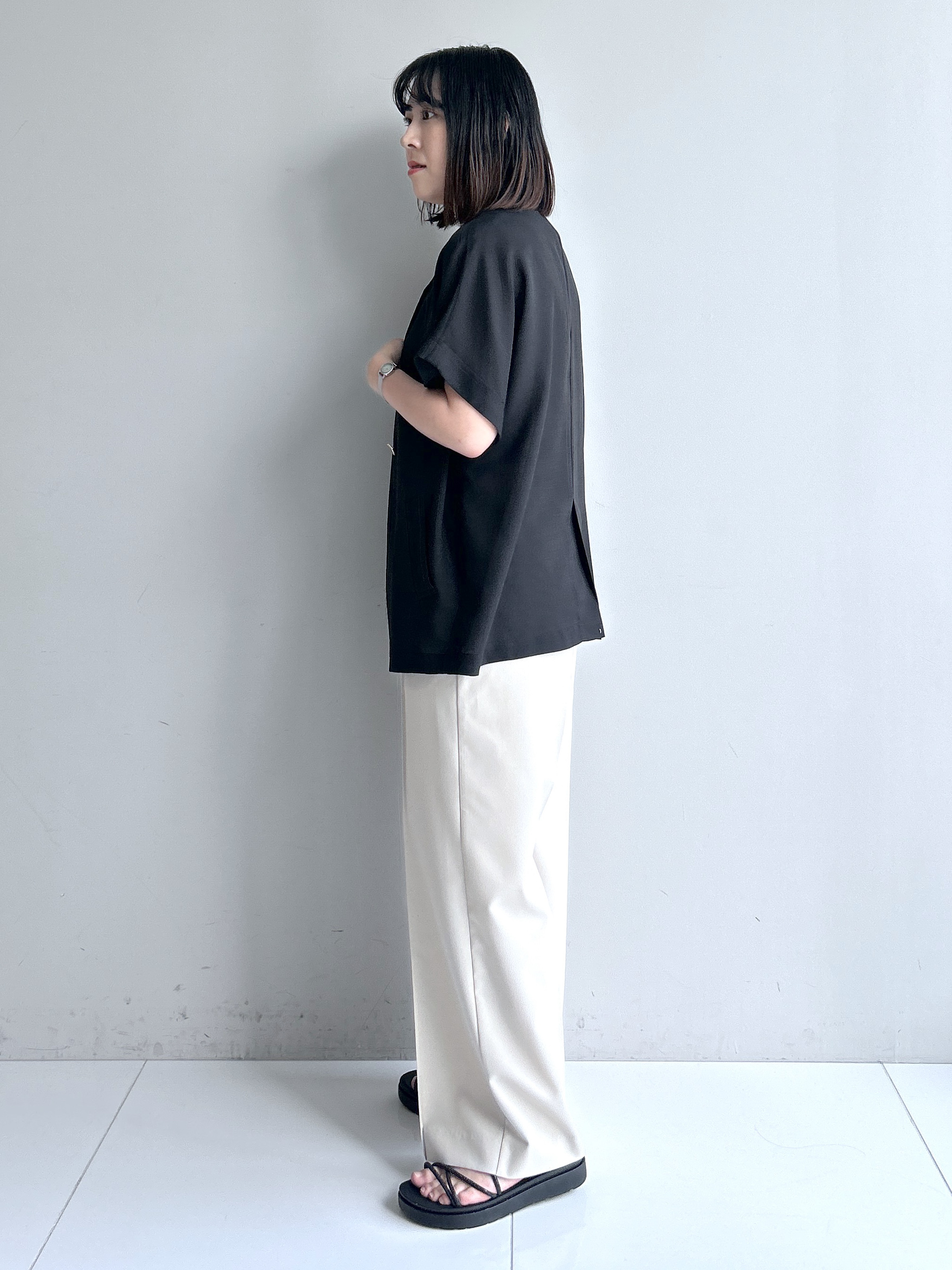 Hirokaさんの「grove｜【洗濯機OK・ひんやり/SETUP可】シワになりにくいハーフスリーブジャケット」を使ったコーディネート