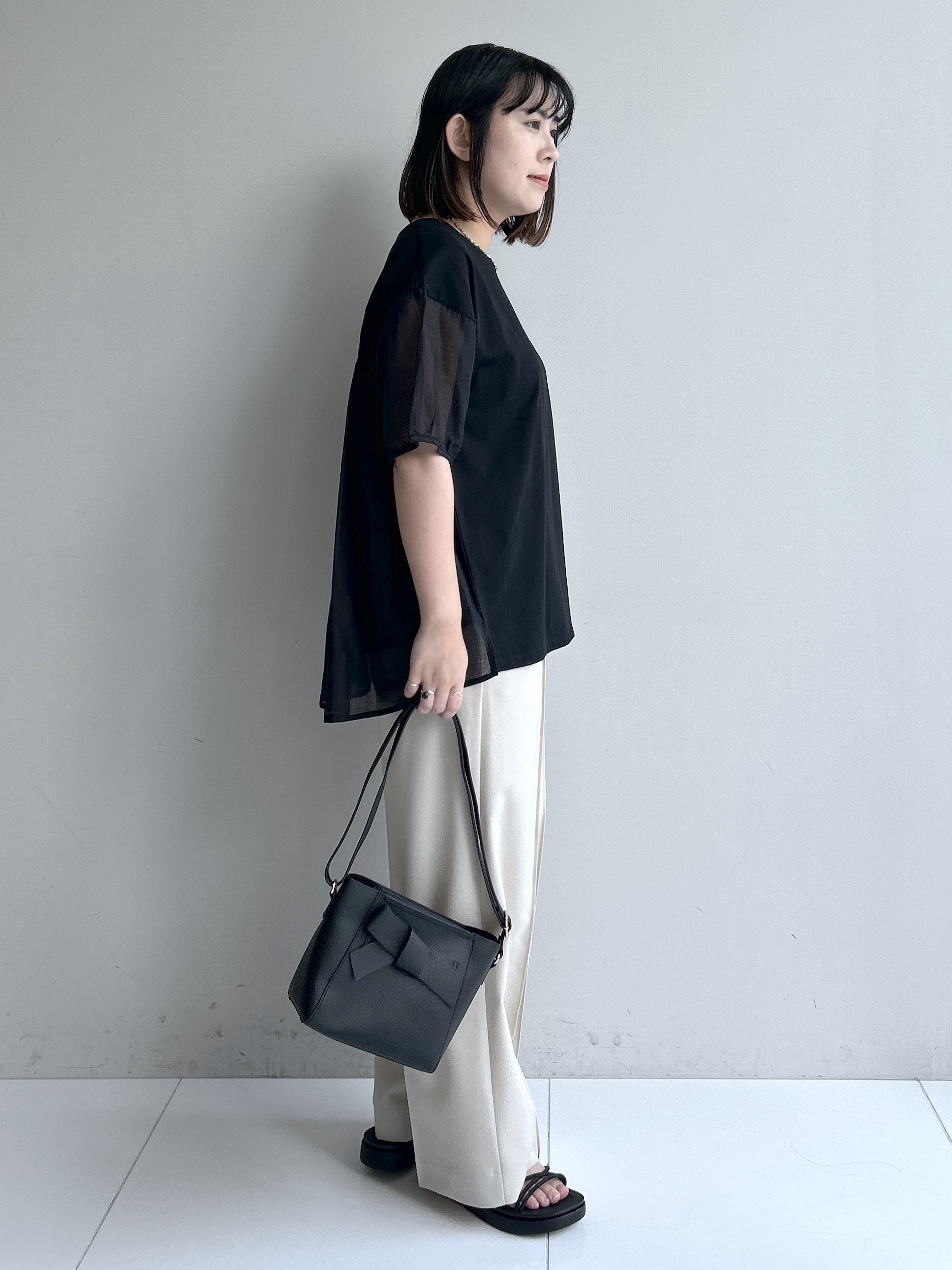 Hirokaさんの「grove｜【貴島明日香さん着用/UVカット】体型カバー叶う、バックプリーツTシャツ」を使ったコーディネート