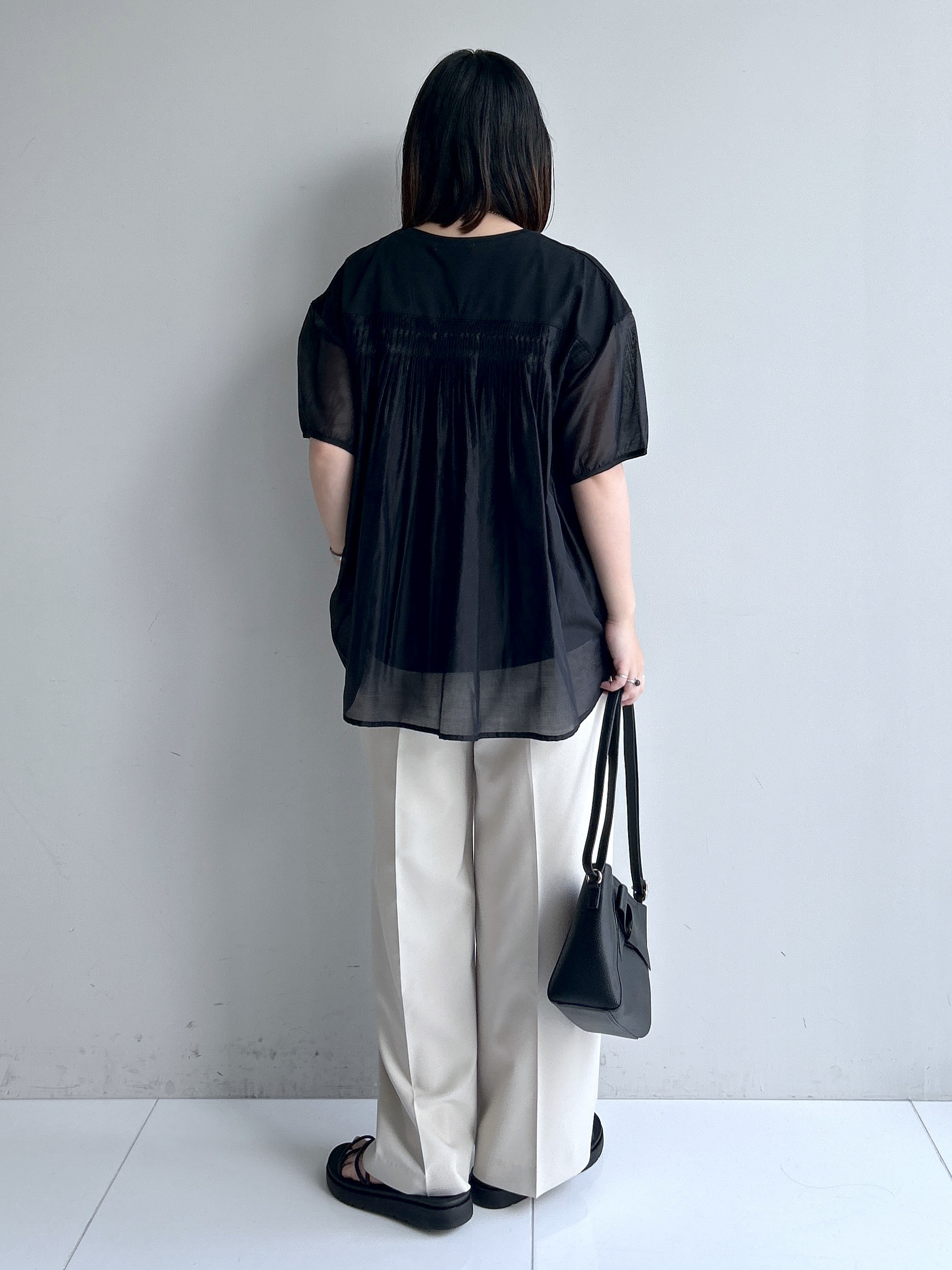 Hirokaさんの「grove｜【貴島明日香さん着用/UVカット】体型カバー叶う、バックプリーツTシャツ」を使ったコーディネート