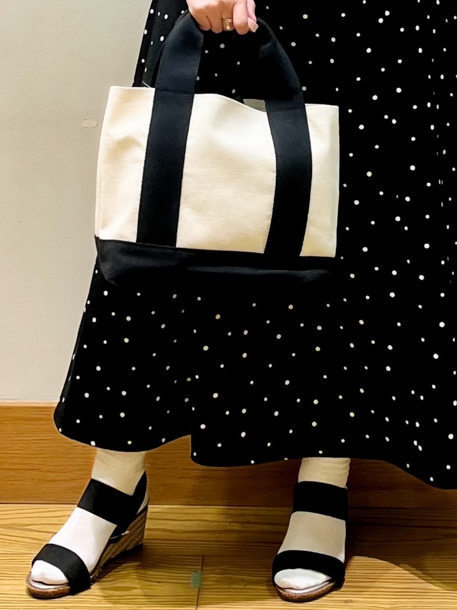 ゆっきーさんの「SHOO･LA･RUE｜【洗濯機可/S-LL】サラサラ感がここちいい 大人のひんやりプリントTシャツ」を使ったコーディネート
