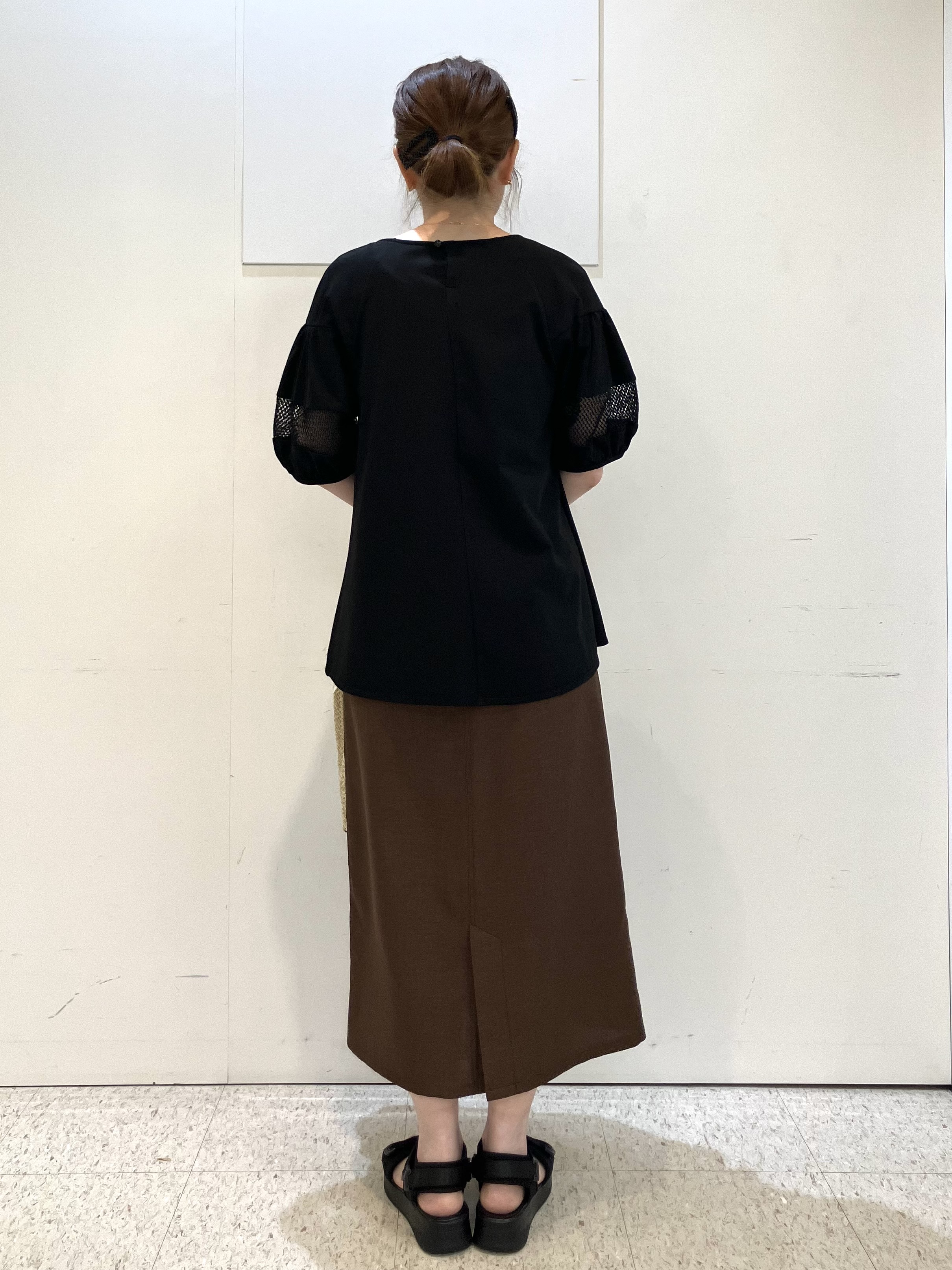 kozuさんの「Reflect｜メッシュ切り替えスリーブトップス」を使ったコーディネート