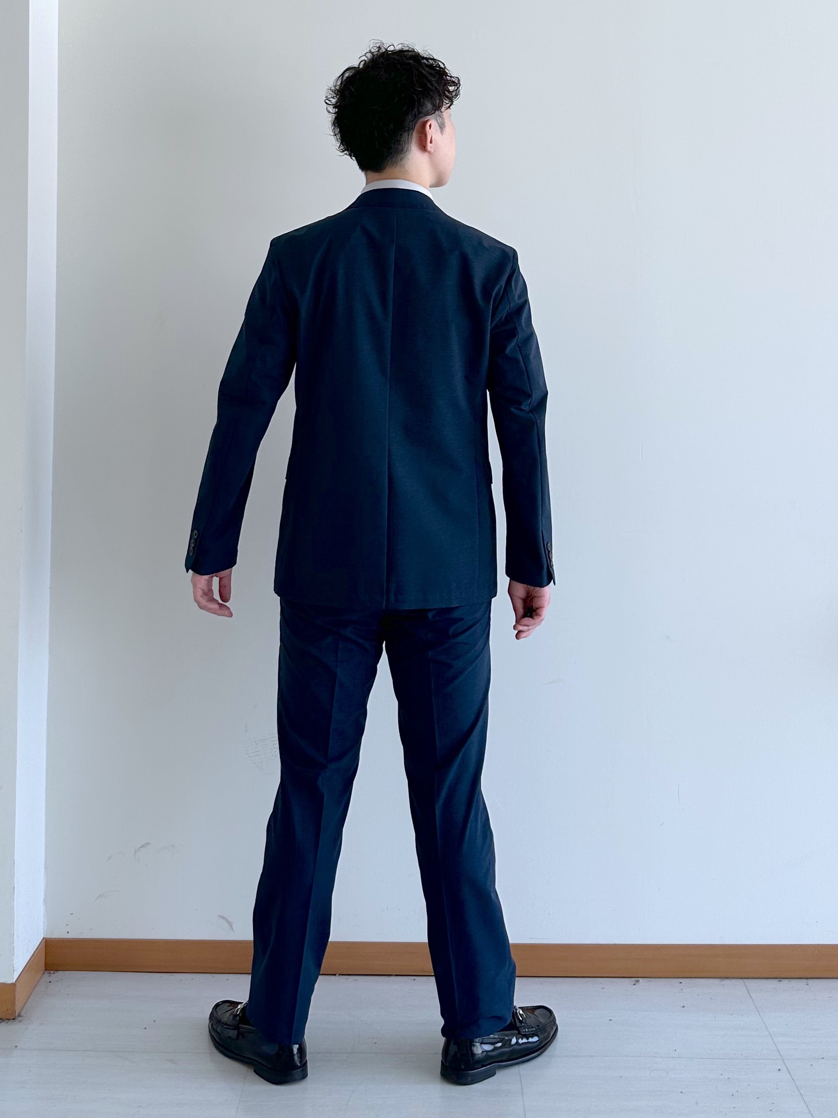イッシーさんの「TAKEO KIKUCHI｜【抗菌防臭】COOL DOTS（R）ドビープリント ジャケット」を使ったコーディネート