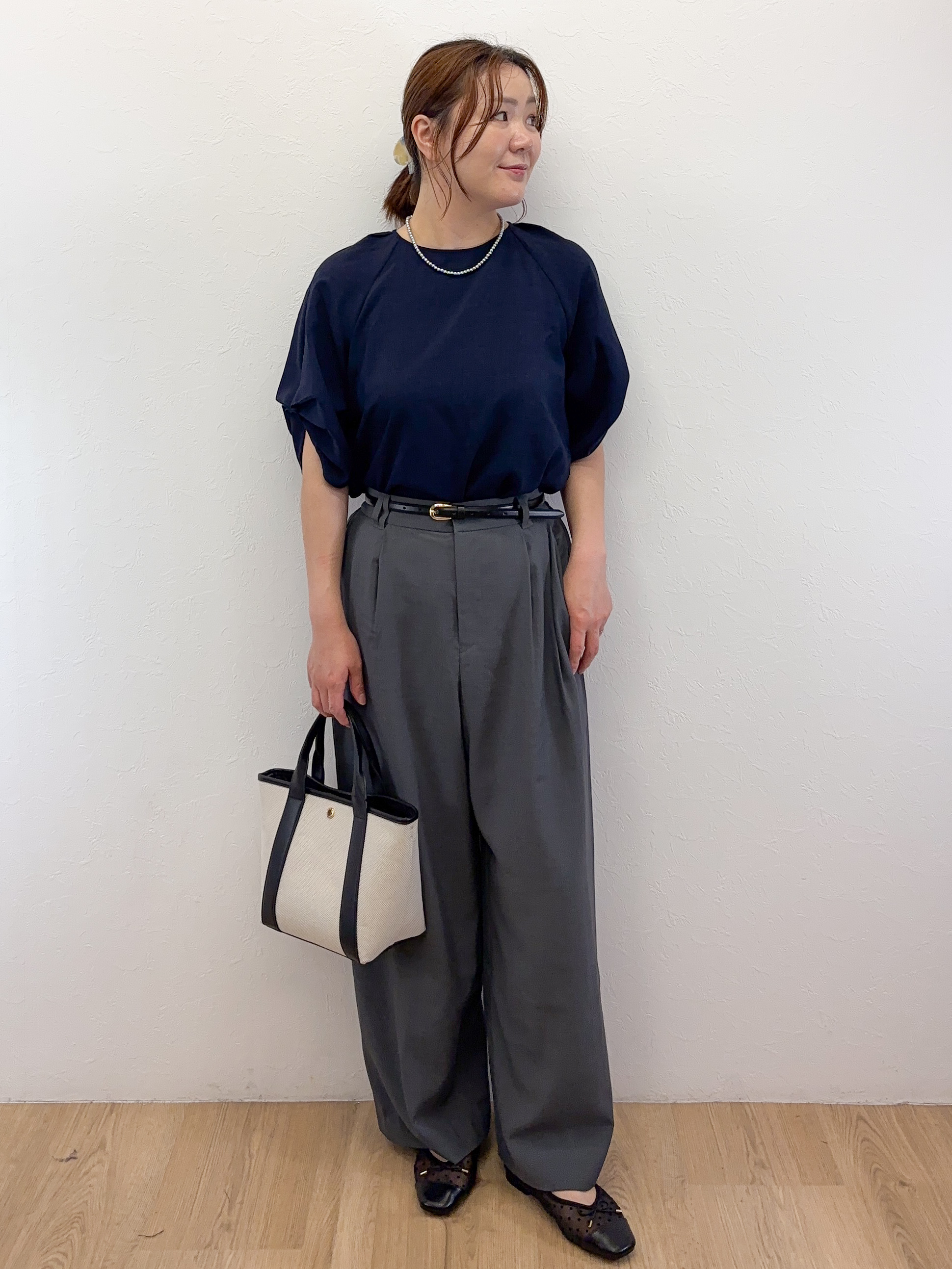 Takeさんの「OPAQUE.CLIP｜リラックスイージーワイドパンツ【洗濯機OK】」を使ったコーディネート