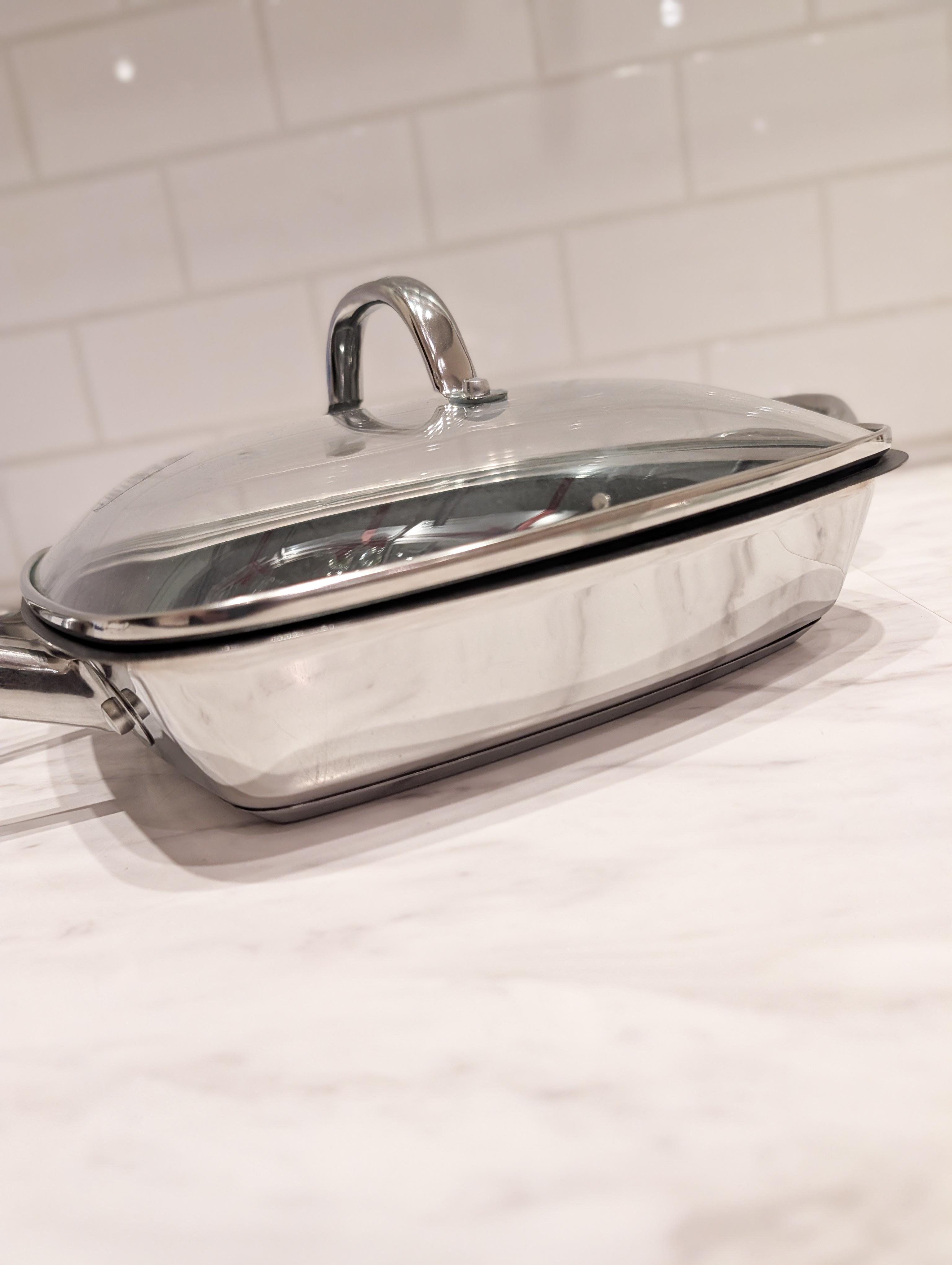 シモさんの「212 KITCHEN STORE｜スクエアグリルパン 24cm RD ＜MEYER マイヤー＞」を使ったコーディネート