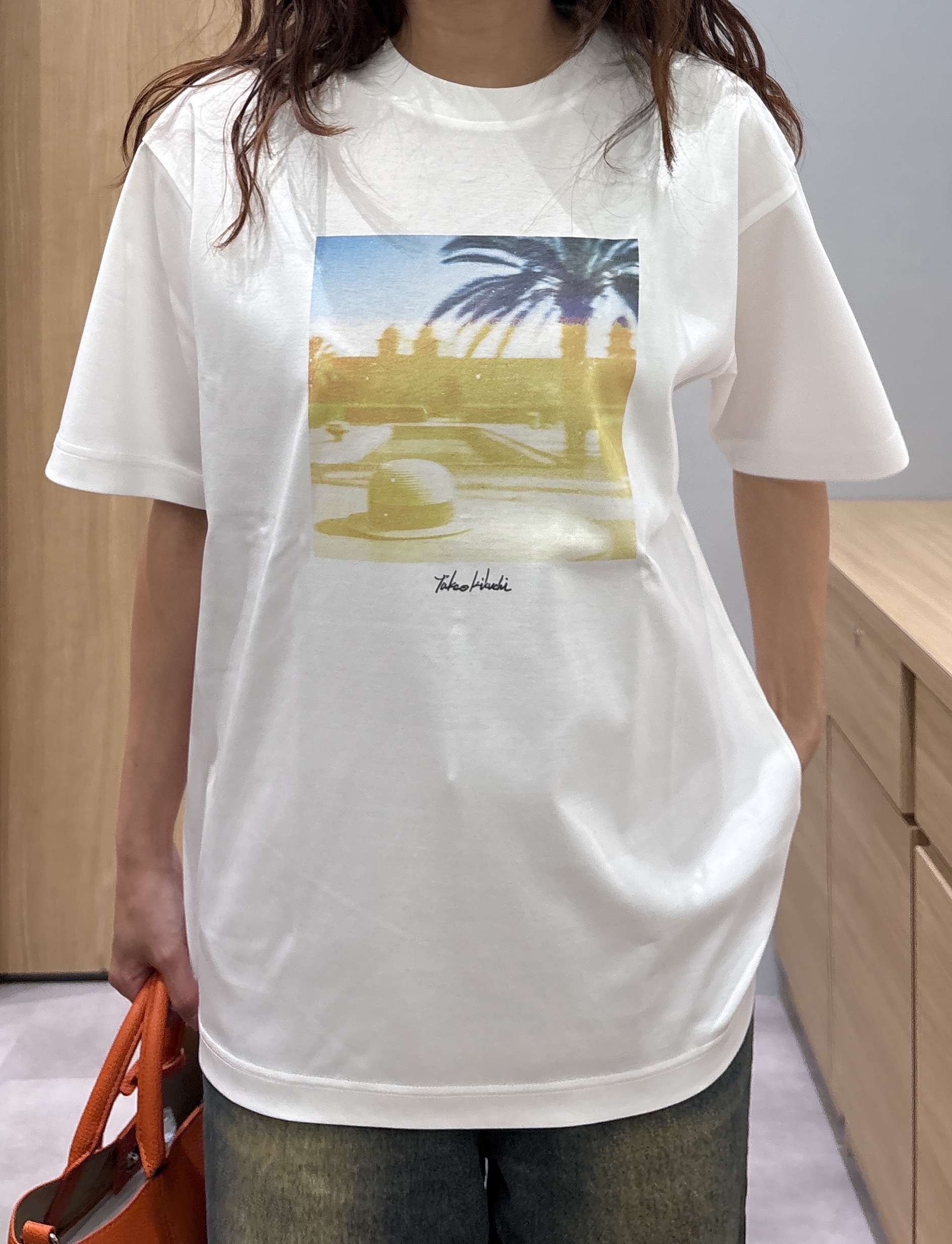 よぴさんの「TAKEO KIKUCHI｜マラケシュ フォト Tシャツ」を使ったコーディネート