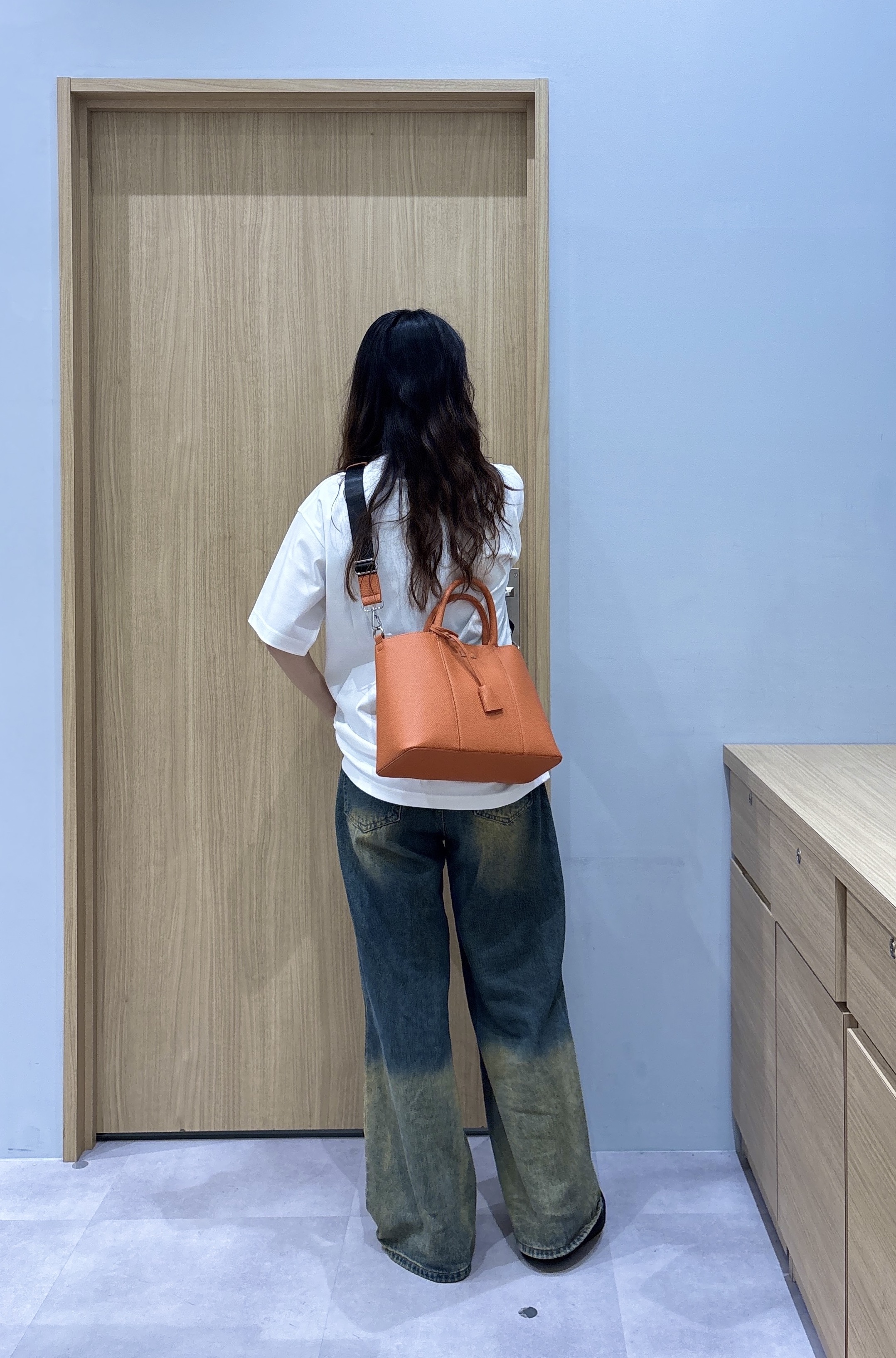 よぴさんの「TAKEO KIKUCHI｜マラケシュ フォト Tシャツ」を使ったコーディネート