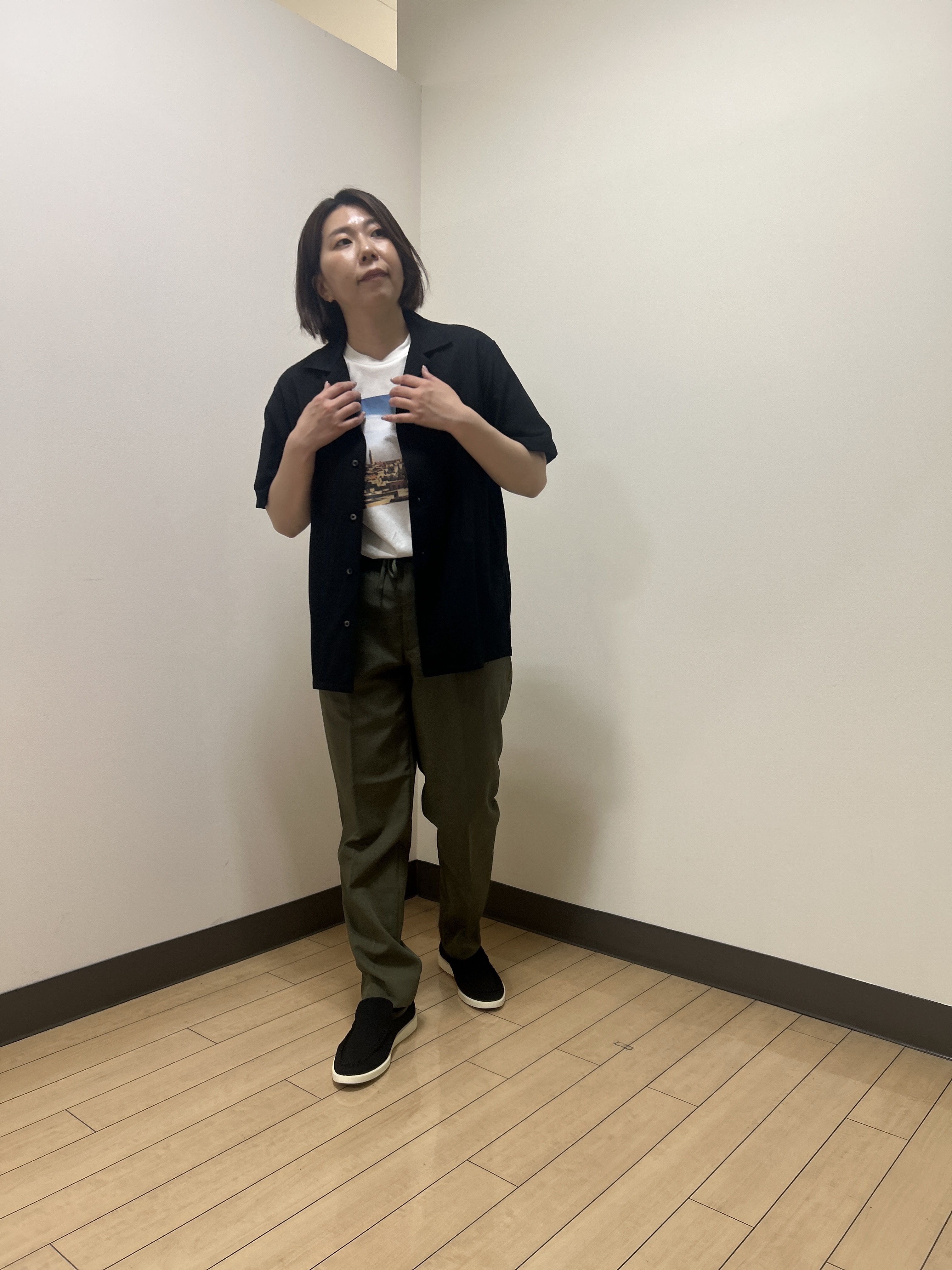 okaさんの「TAKEO KIKUCHI｜【通気性】トリコットサッカー オープンカラー シャツ」を使ったコーディネート