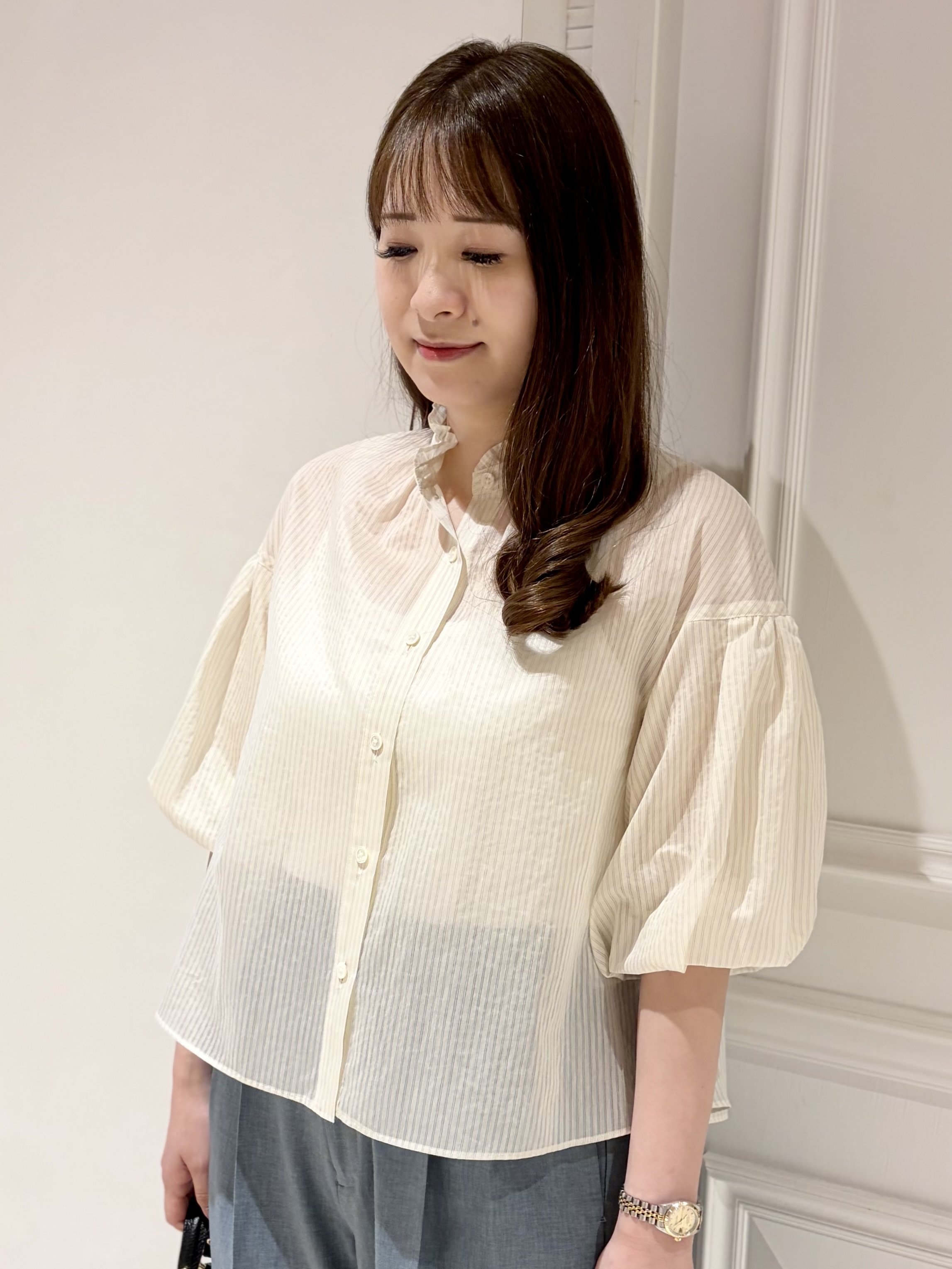 minowaさんの「DRESSTERIOR｜【1枚で着映え/ウォッシャブル】ストライプスタンドフリルボリュームスリーブブラウス」を使ったコーディネート