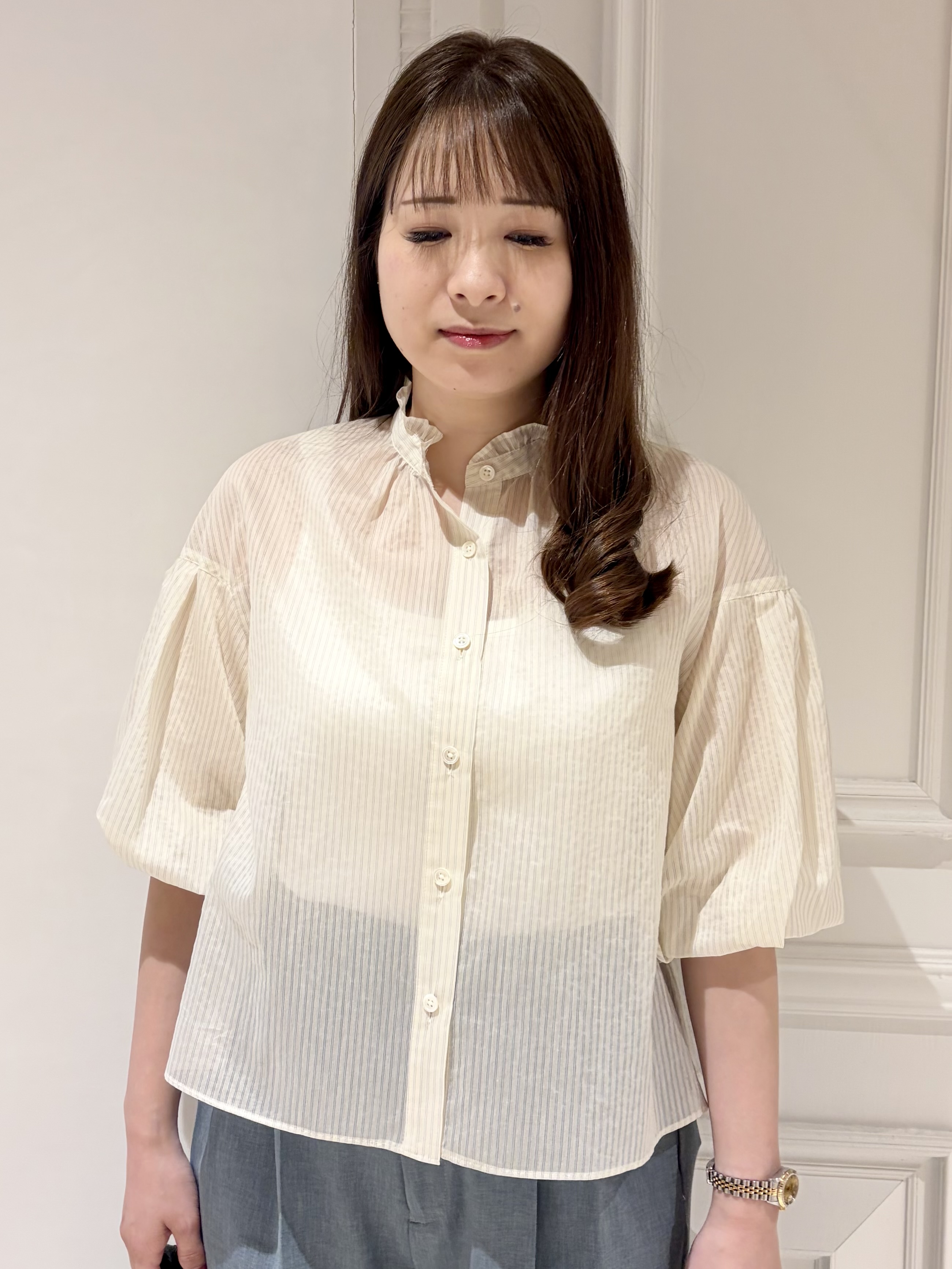 minowaさんの「DRESSTERIOR｜【1枚で着映え/ウォッシャブル】ストライプスタンドフリルボリュームスリーブブラウス」を使ったコーディネート