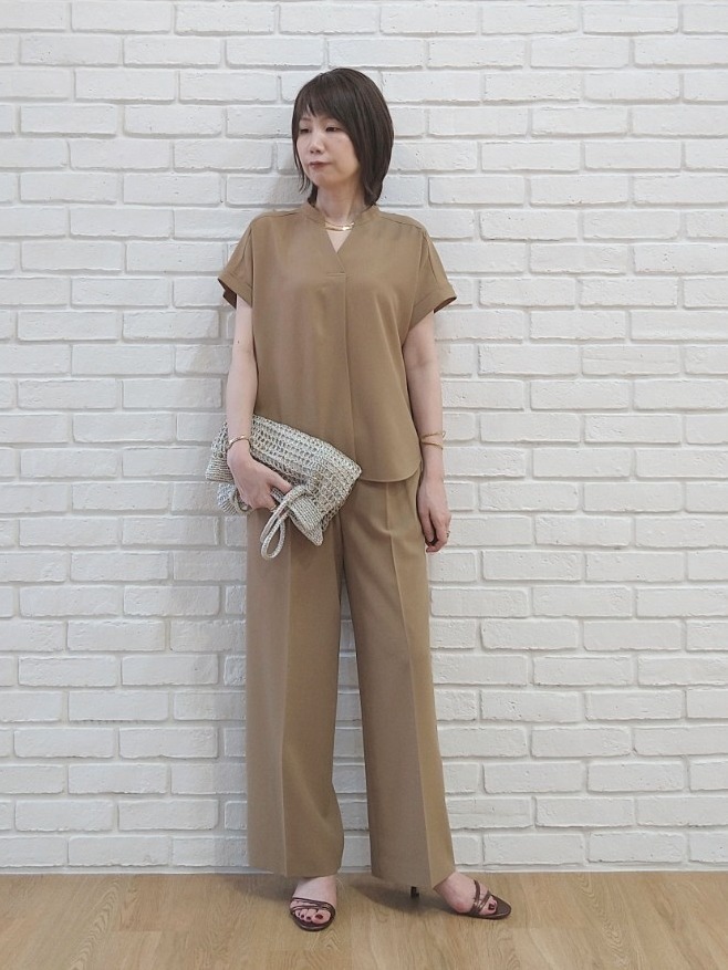 suzuさんの「UNTITLED｜【追加/ステンレス】カーヴィプレートショートネックレス」を使ったコーディネート