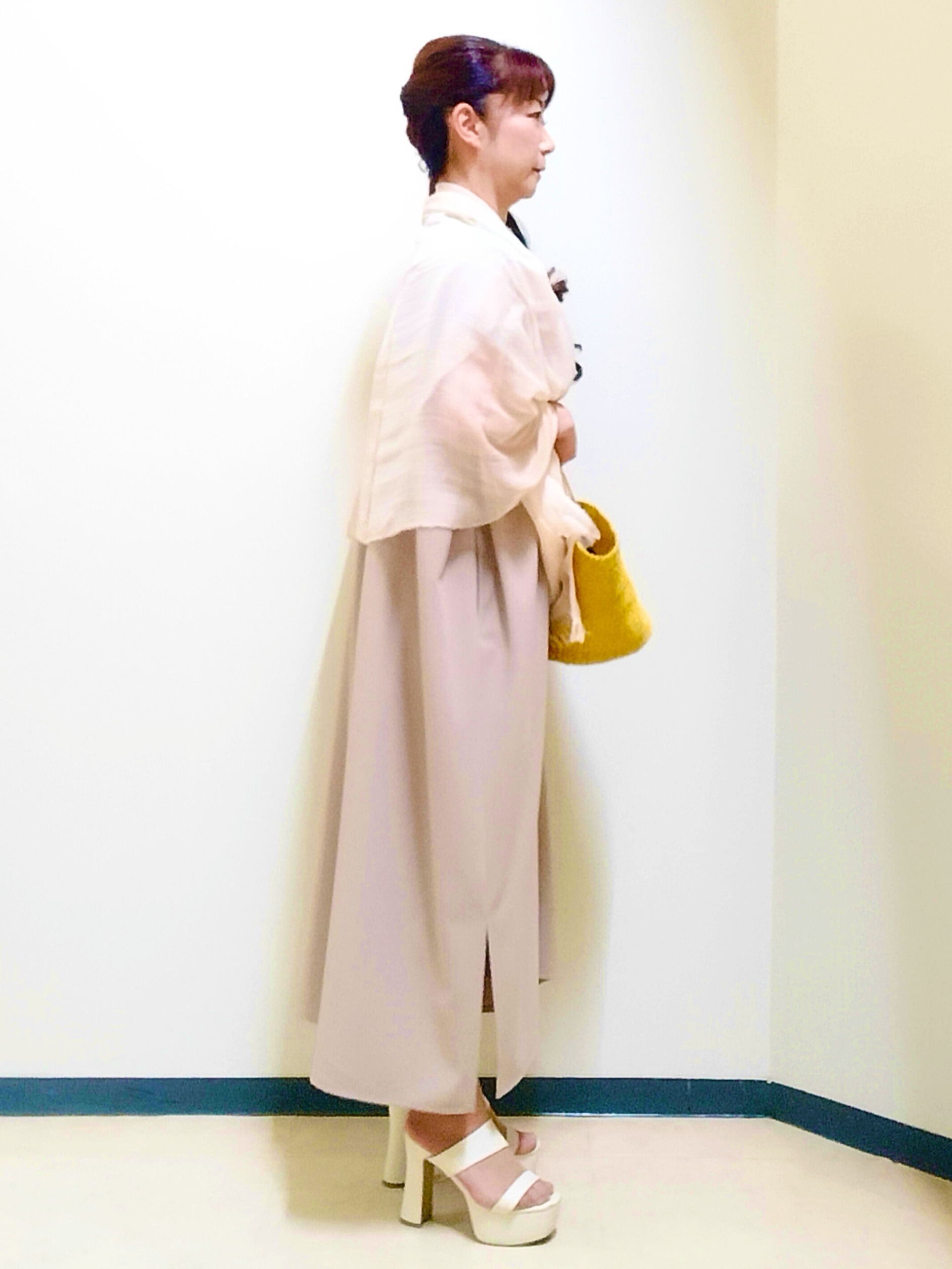 花さんの「Reflect｜すっきり見えバンドカラーシャツワンピース」を使ったコーディネート