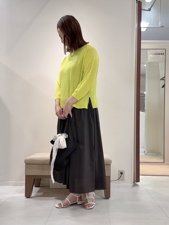YUIさんの「UNTITLED｜【ゆったり/リラクシー】リネンボートネックプルオーバー」を使ったコーディネート
