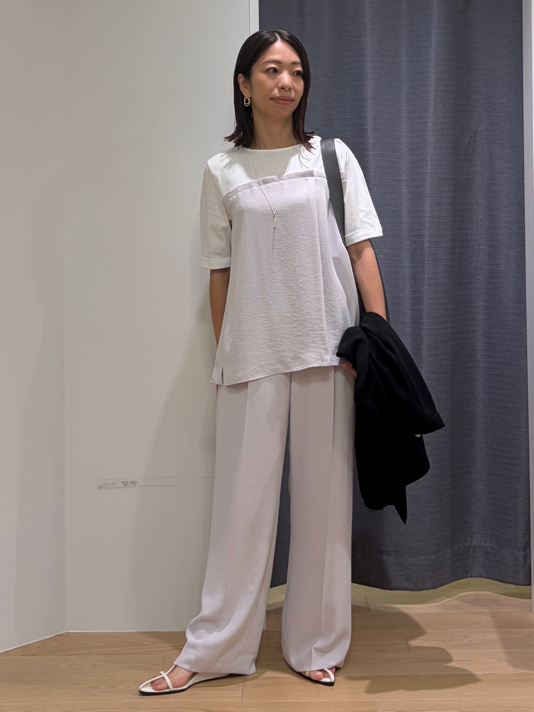 Mikoさんの「INDIVI｜【着る日傘／SETUP可能】ビスチェレイヤード風トップス」を使ったコーディネート