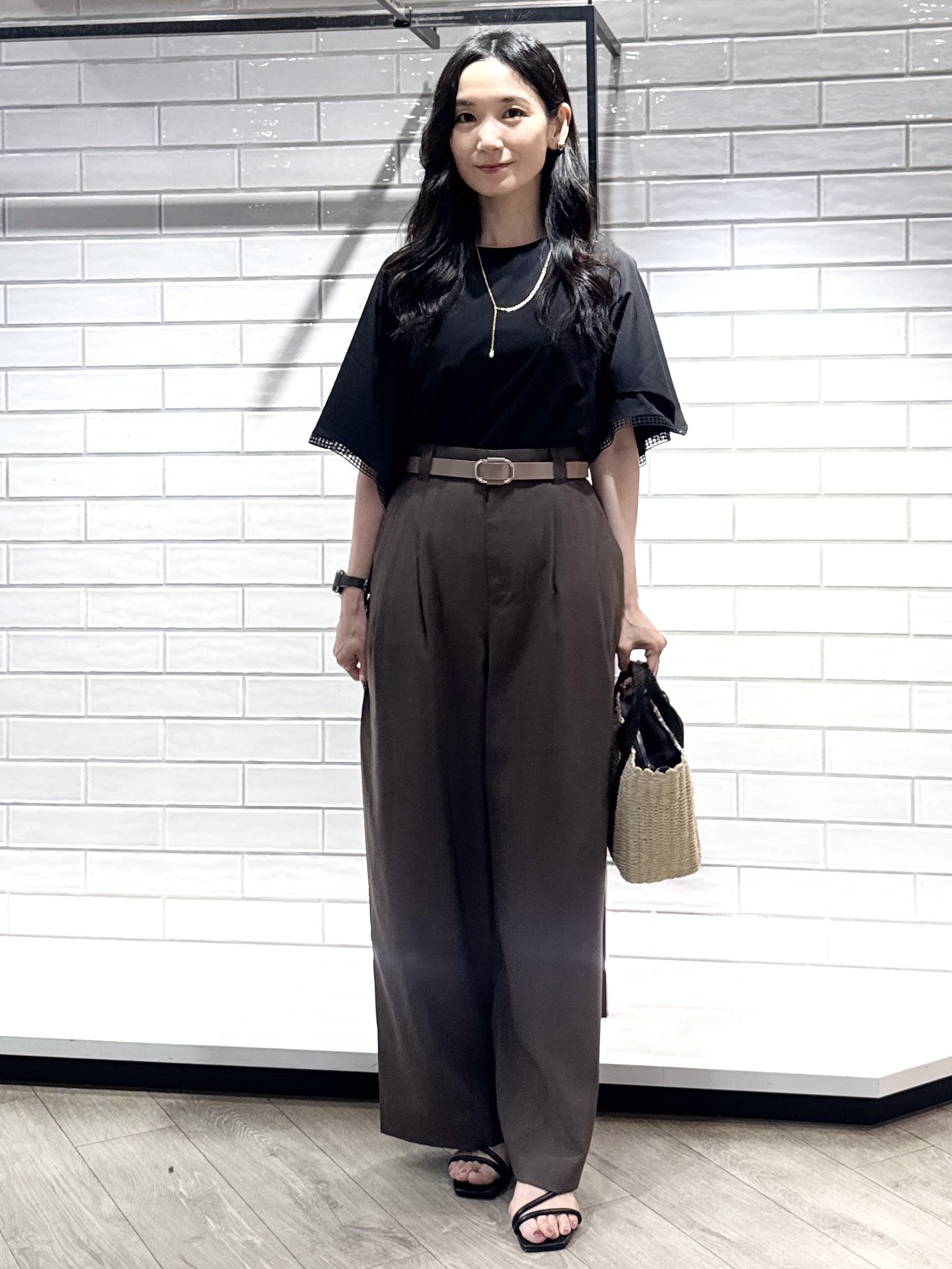 yuicciさんの「OPAQUE.CLIP｜袖口レースフレアスリーブカットソー【洗濯機OK】」を使ったコーディネート
