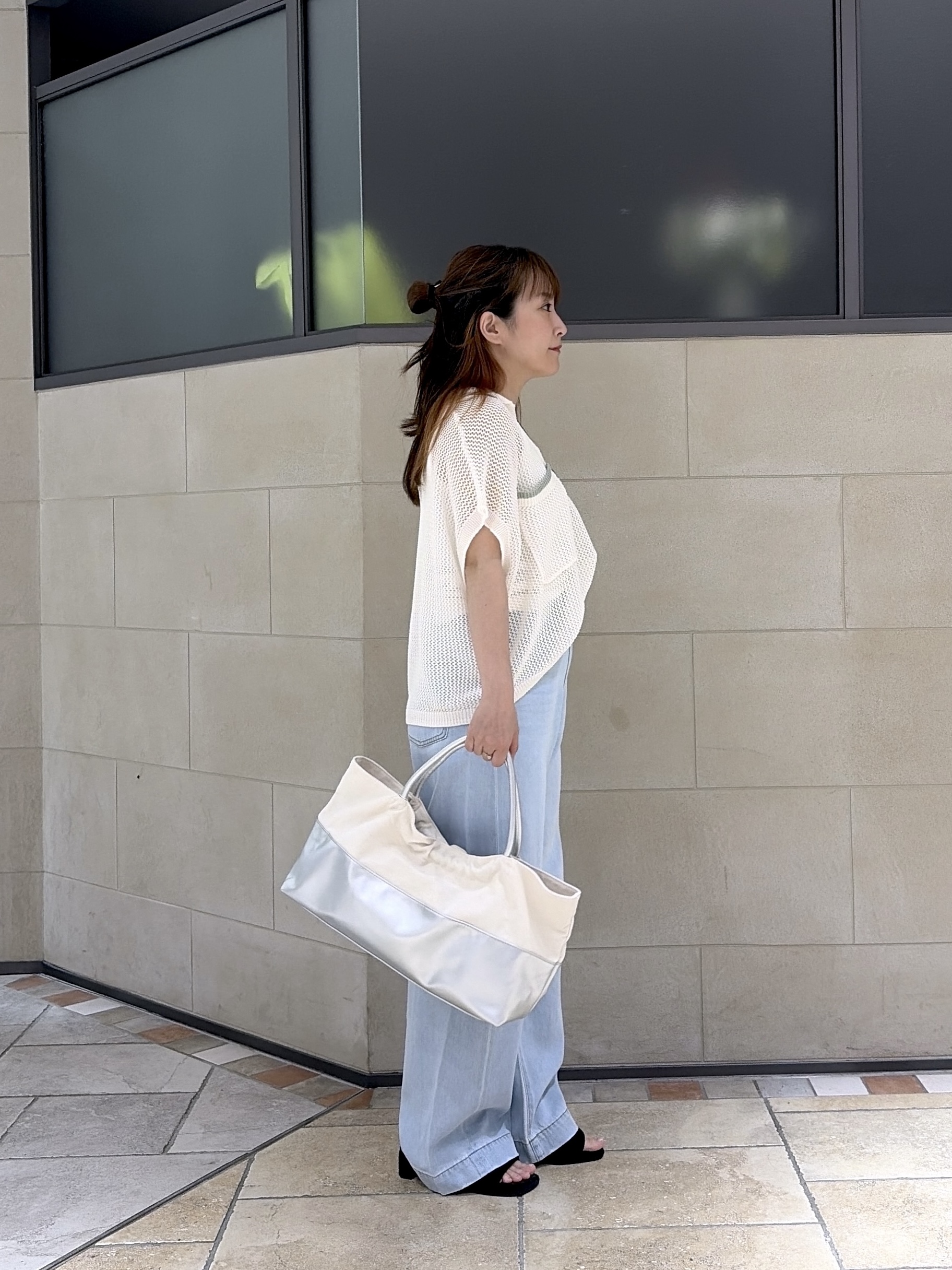 よねさんの「INDIVI｜メッシュポロドルマンニット」を使ったコーディネート