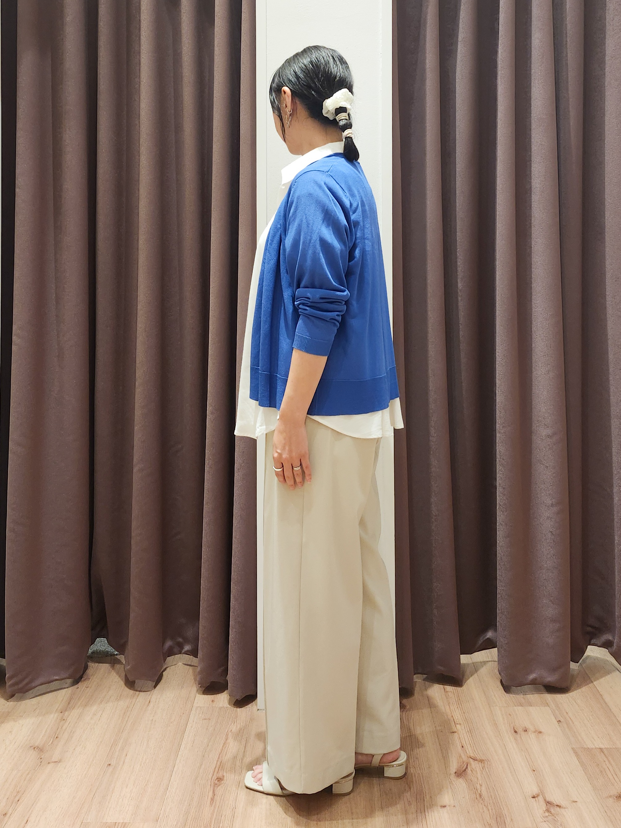 さくさんの「grove｜高評価！【接触冷感／UVカットetc】ベーシックショートカーディガン」を使ったコーディネート