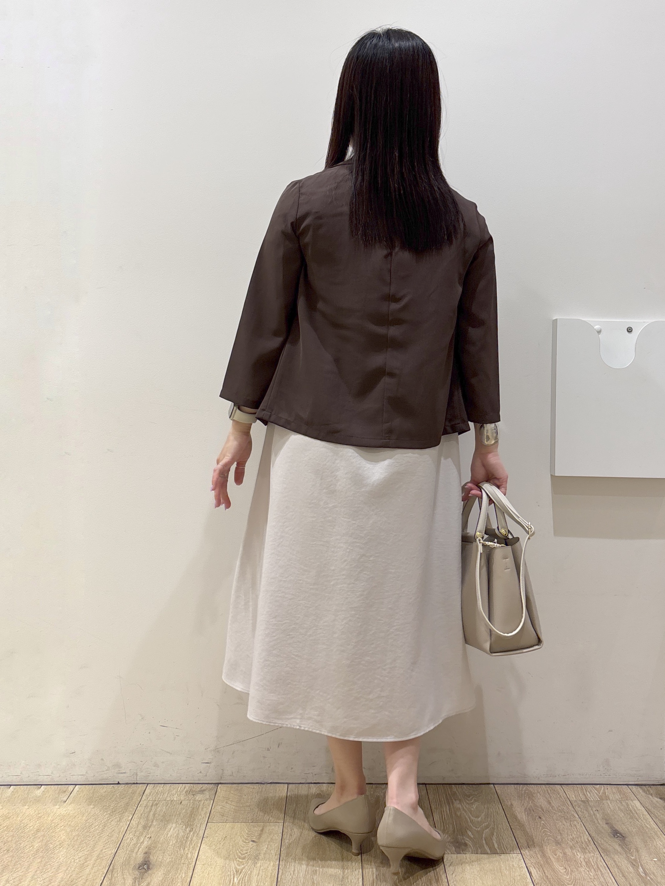mameさんの「index｜【接触冷感／防シワ】ひんやり7分袖テーラードジャケット《洗濯機OK》」を使ったコーディネート