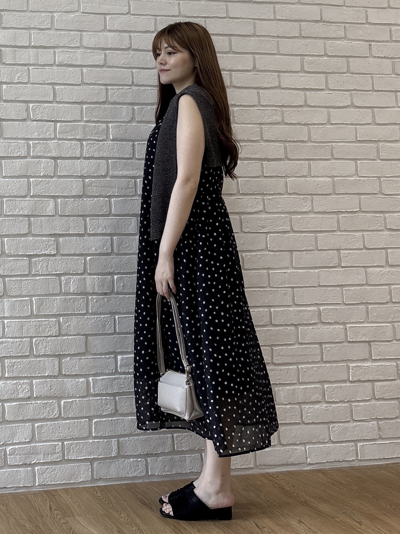 sayaさんの「grove｜【貴島明日香さん着用】ラメメッシュキーネックカーディガン」を使ったコーディネート