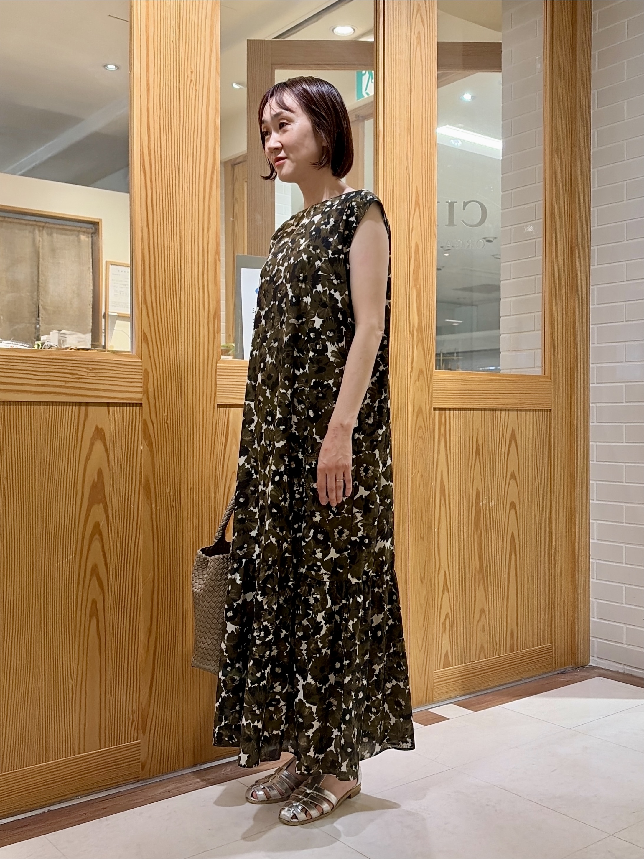 ゆうさんの「UNTITLED｜【花柄/着映え】フラワープリントワンピース」を使ったコーディネート