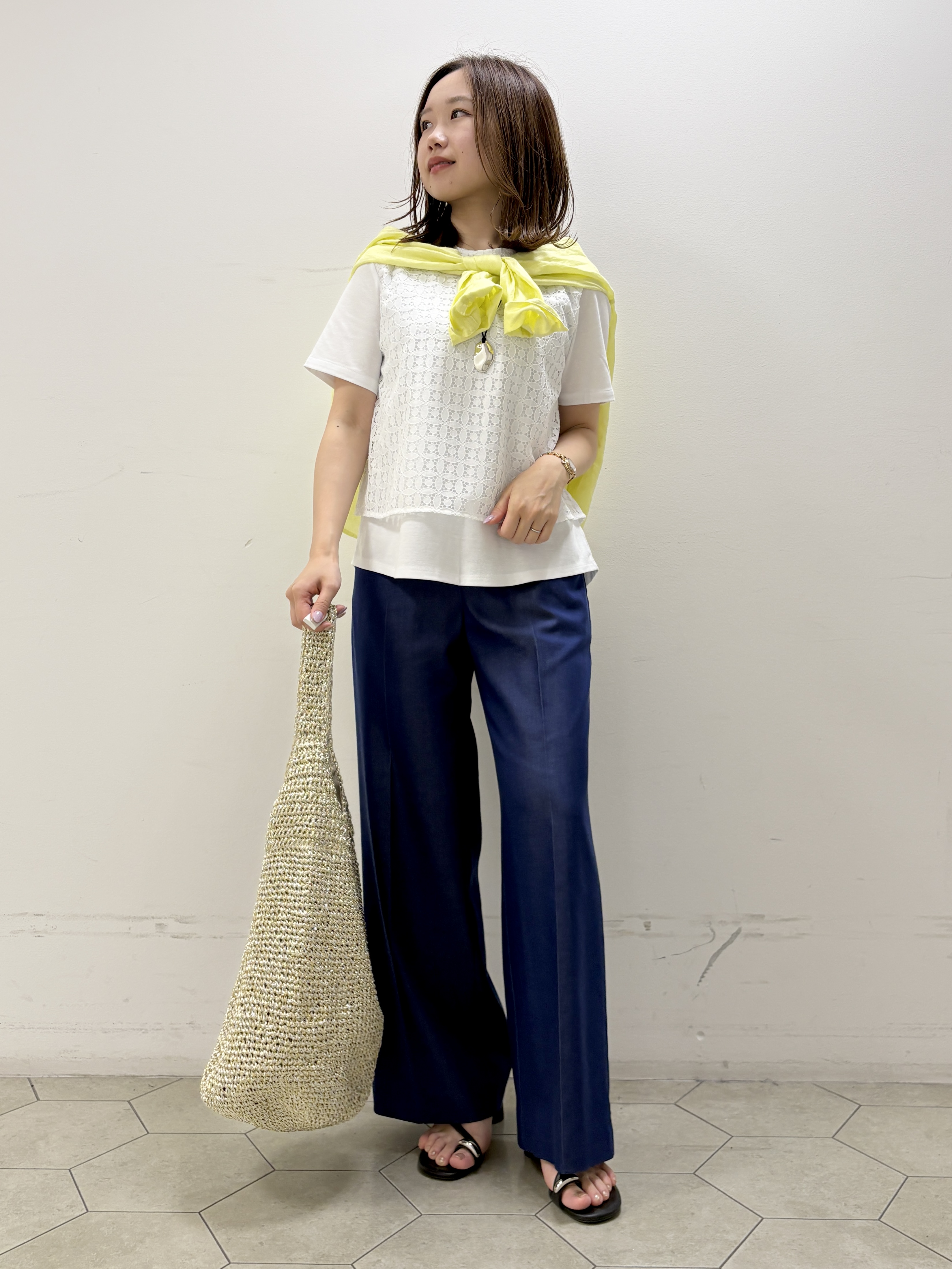 kahoさんの「INDIVI｜【接触冷感／2WAY】カシュクールリネンシャツ」を使ったコーディネート