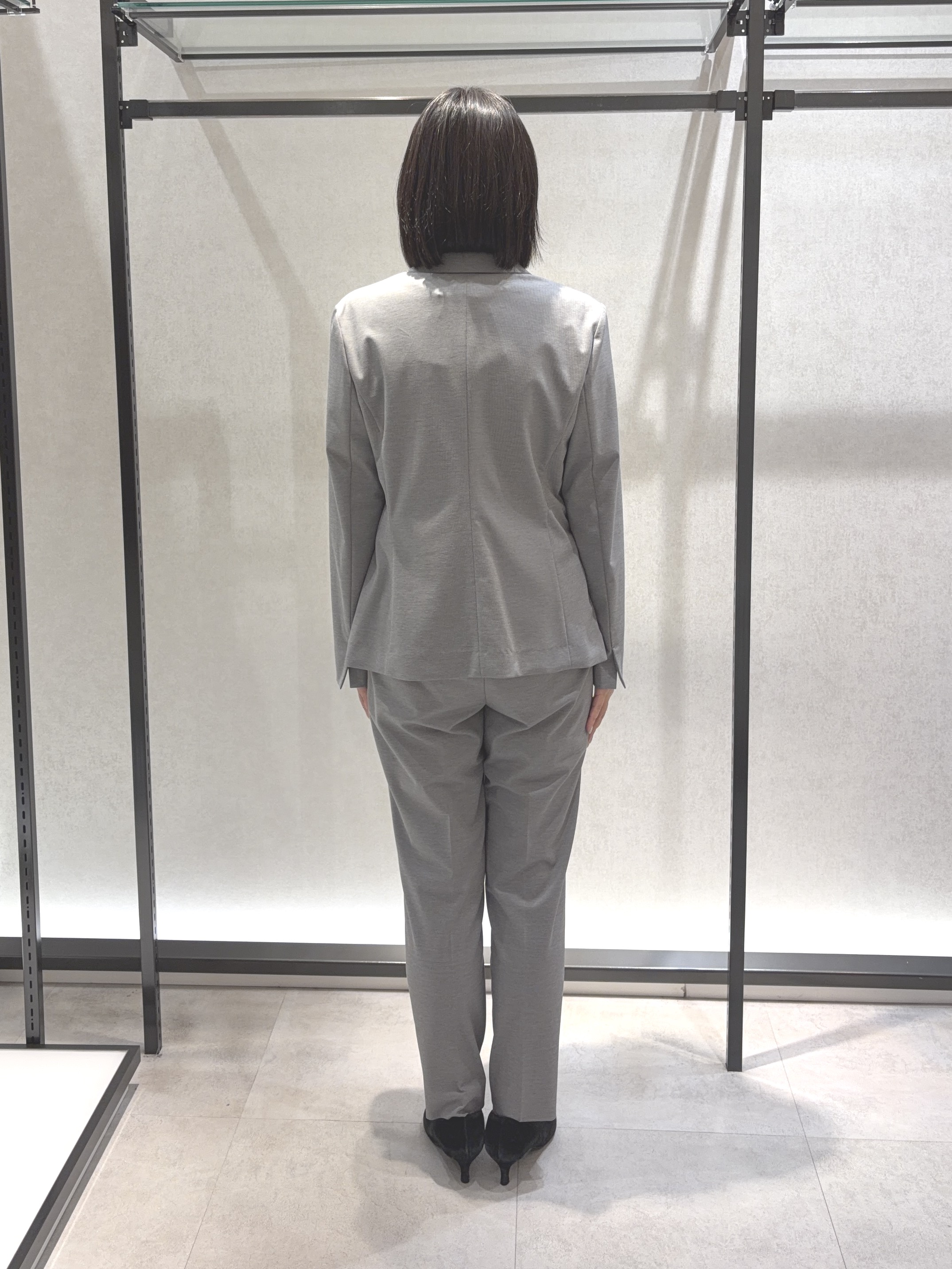 わたなべさんの「UNTITLED｜【UV/接触冷感/スーツ】ジャージテーラードジャケット」を使ったコーディネート