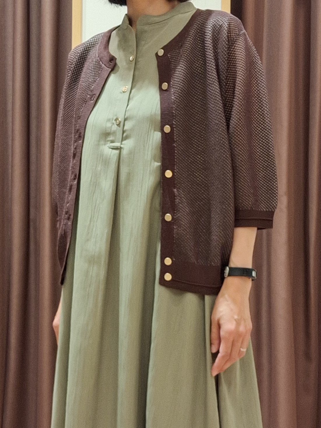 ウタさんの「grove｜【貴島明日香さん着用・洗える】透けない、大人のメッシュカーディガン」を使ったコーディネート