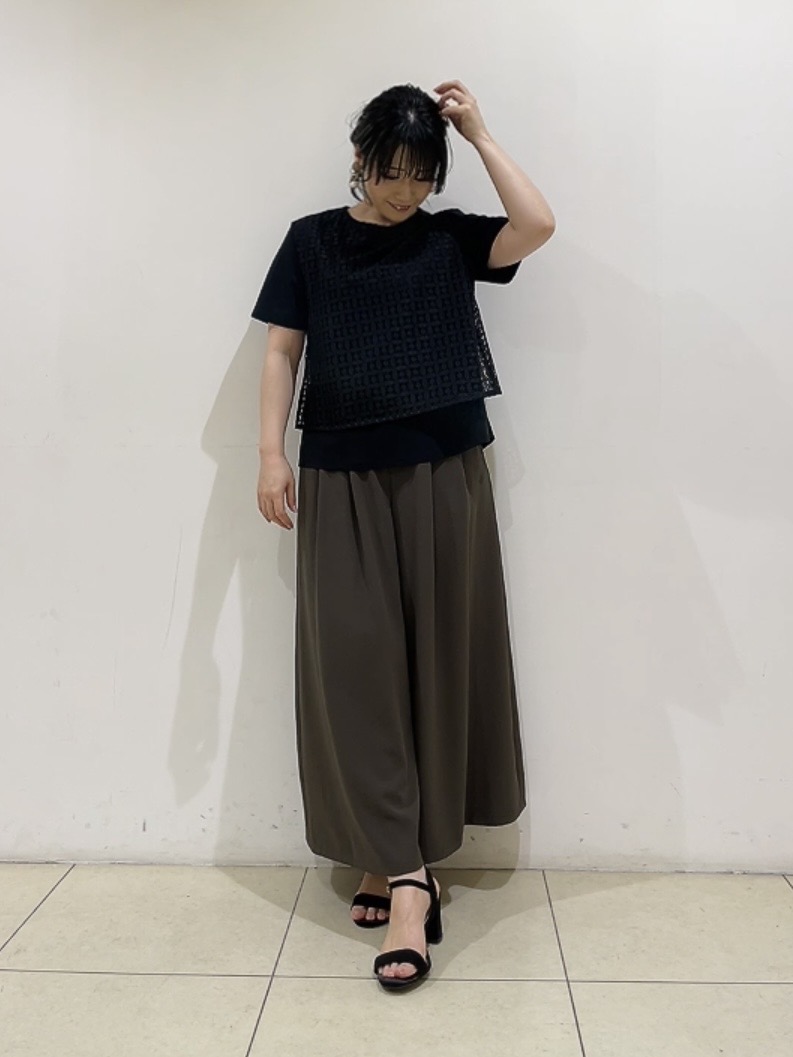 watanabeさんの「UNTITLED｜【洗える】レイヤード風レースコンビTシャツ」を使ったコーディネート