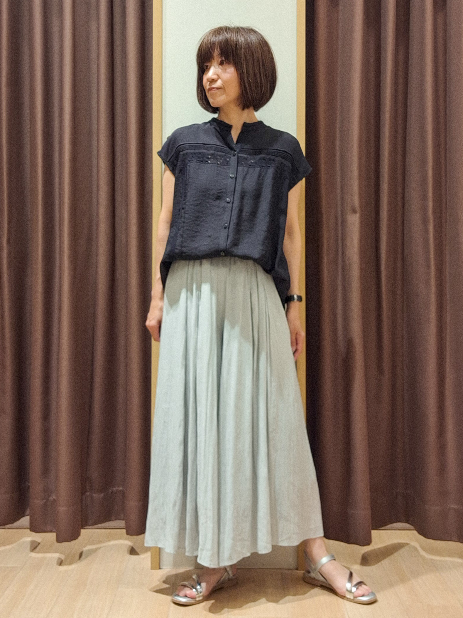 ウタさんの「grove｜【貴島明日香さん着用／洗濯機OK】レイヤードにもおすすめ、軽やかクロップドニット」を使ったコーディネート