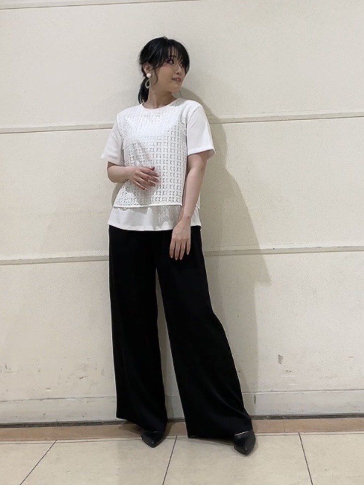 watanabeさんの「UNTITLED｜【洗える】レイヤード風レースコンビTシャツ」を使ったコーディネート