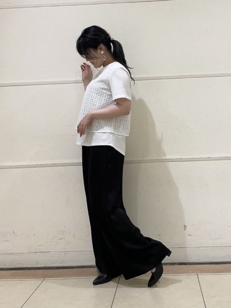 watanabeさんの「UNTITLED｜【洗える】レイヤード風レースコンビTシャツ」を使ったコーディネート