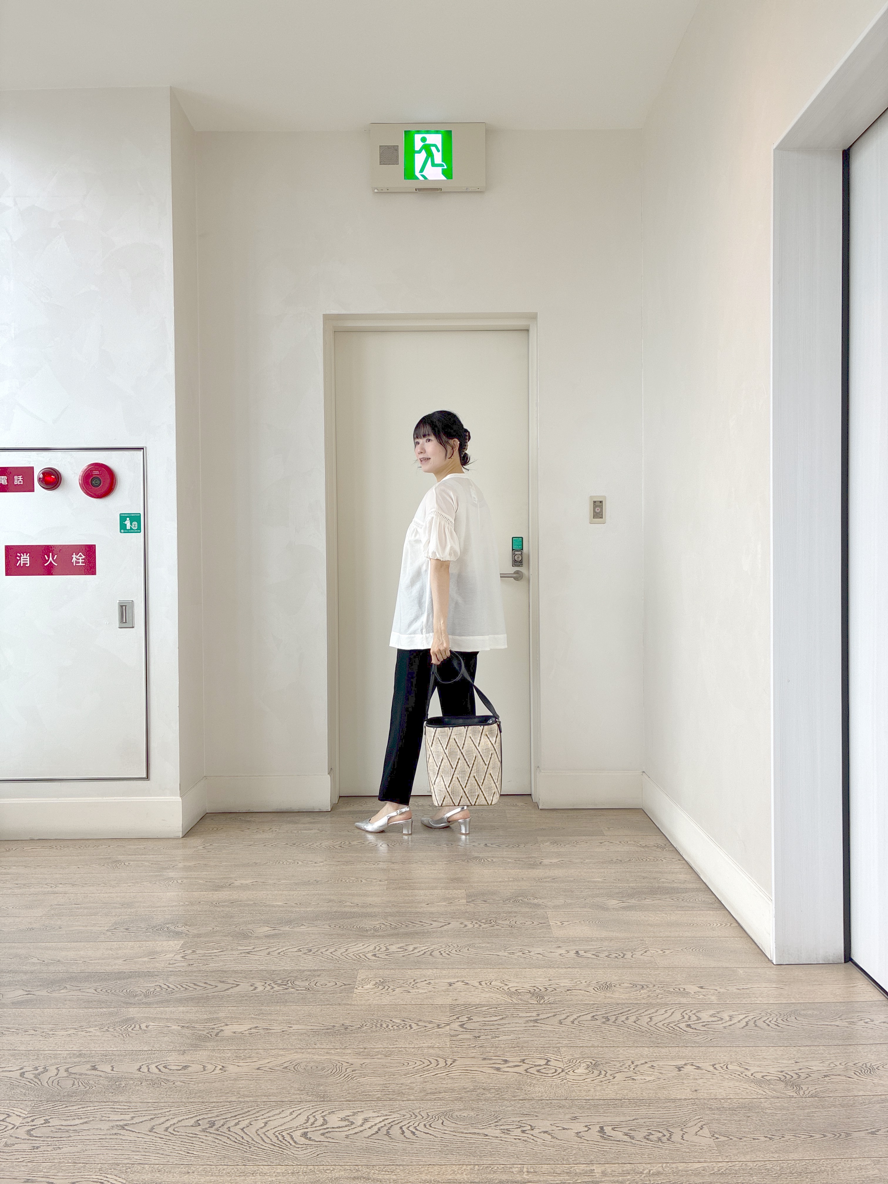  beni_gingerさんの「Reflect｜ボリュームスリーブオフボディブラウス」を使ったコーディネート