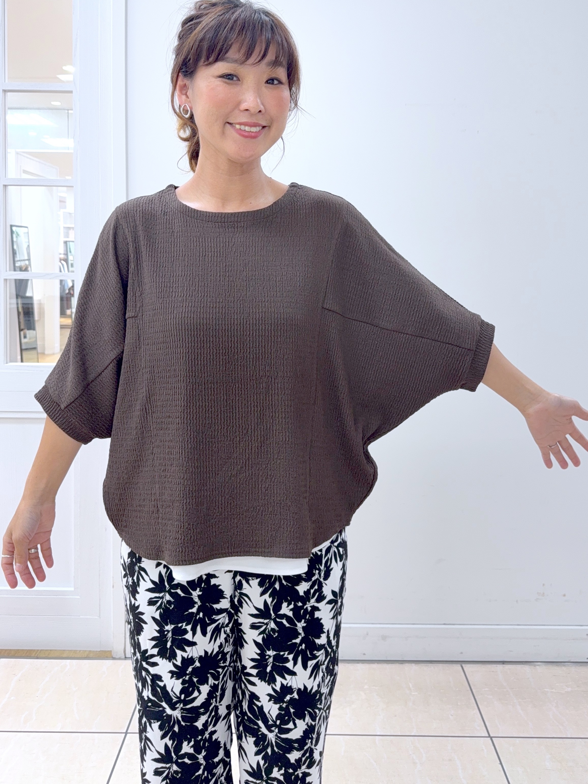 Osawaさんの「Dessin｜シュリンクジャージ カットソー」を使ったコーディネート