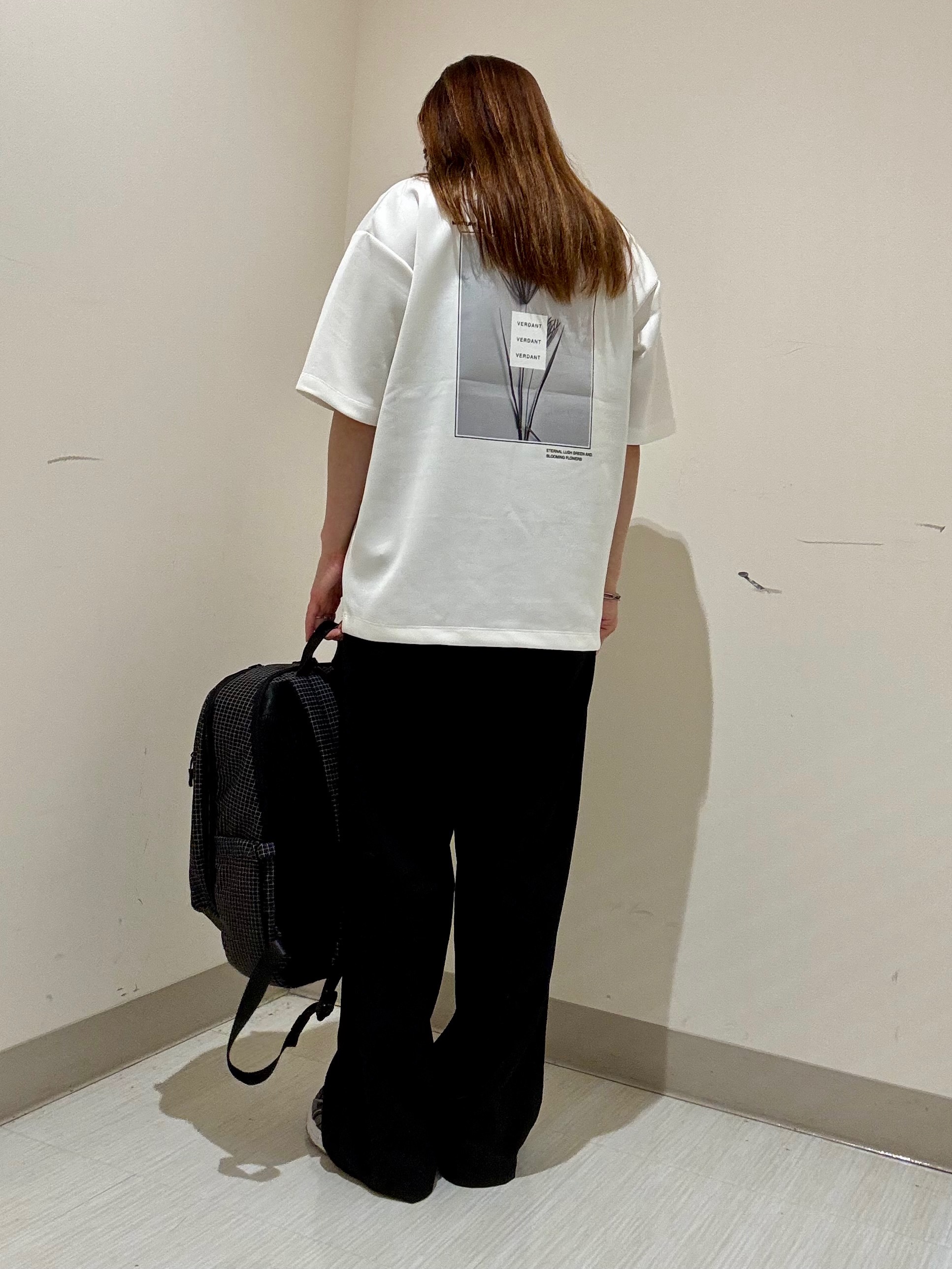 S.A.Oさんの「tk.TAKEO KIKUCHI｜バックブルームTシャツ」を使ったコーディネート
