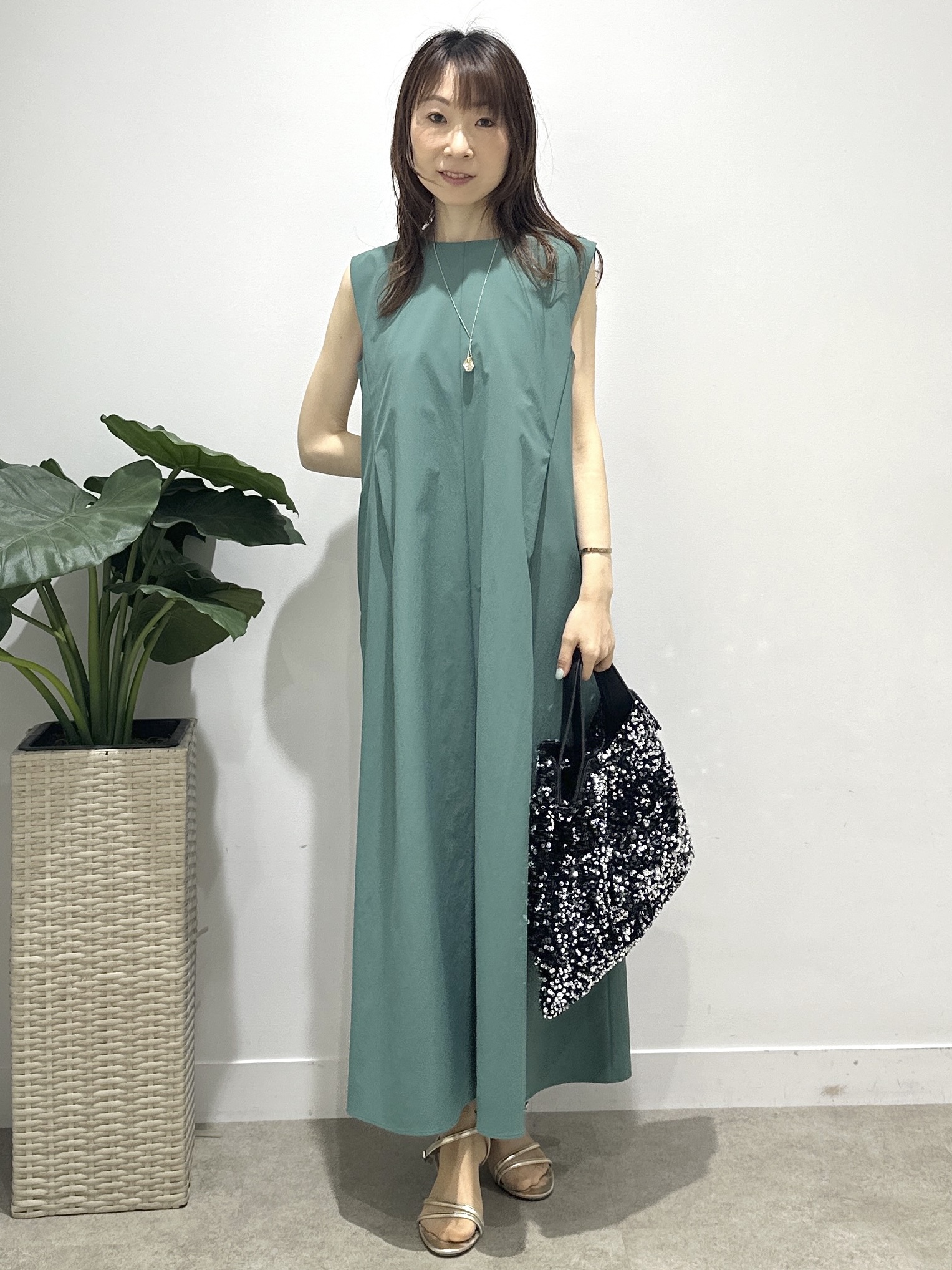 Miwaさんの「UNTITLED｜トリコットシアーブラウス」を使ったコーディネート