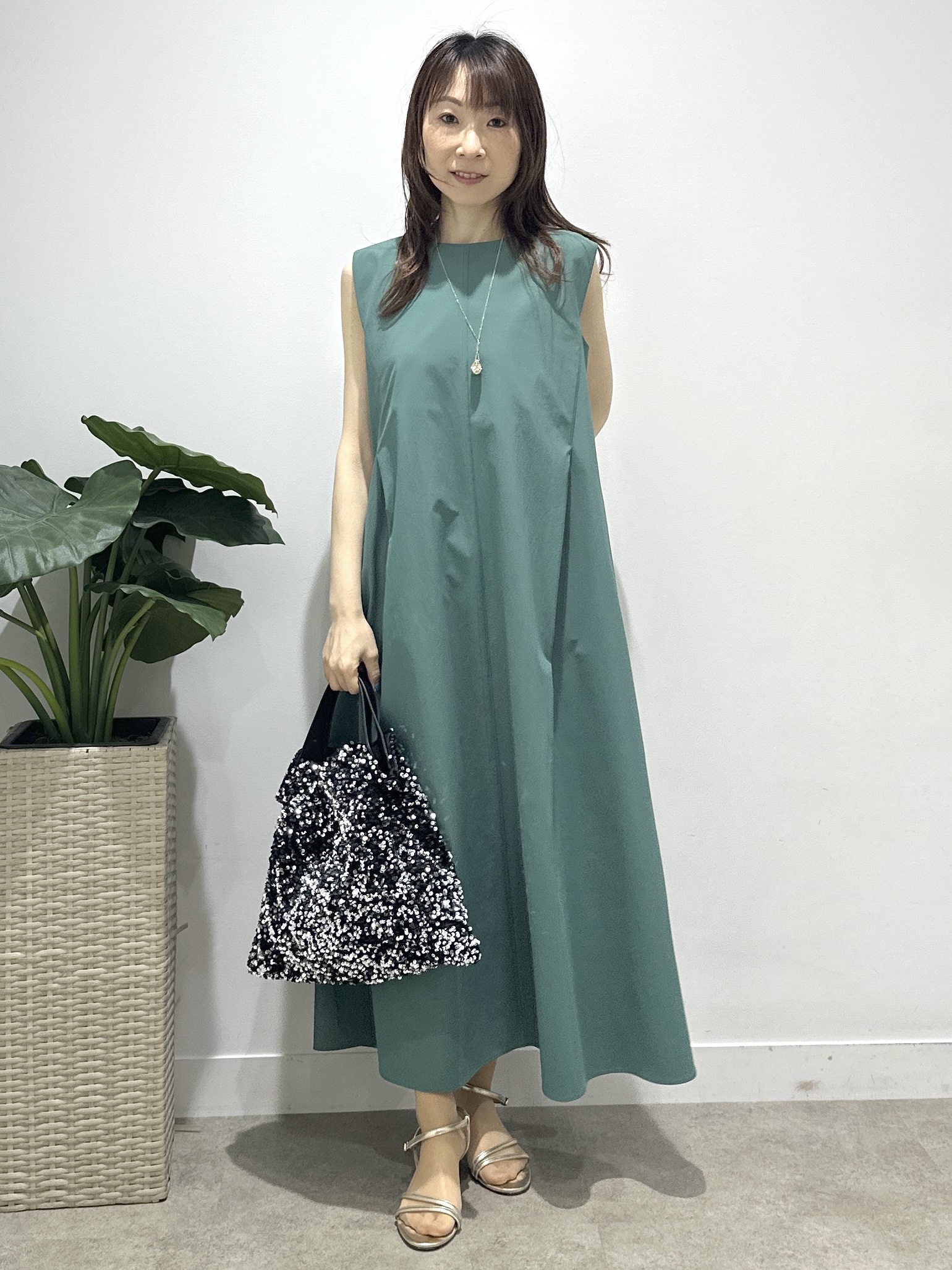 Miwaさんの「UNTITLED｜トリコットシアーブラウス」を使ったコーディネート